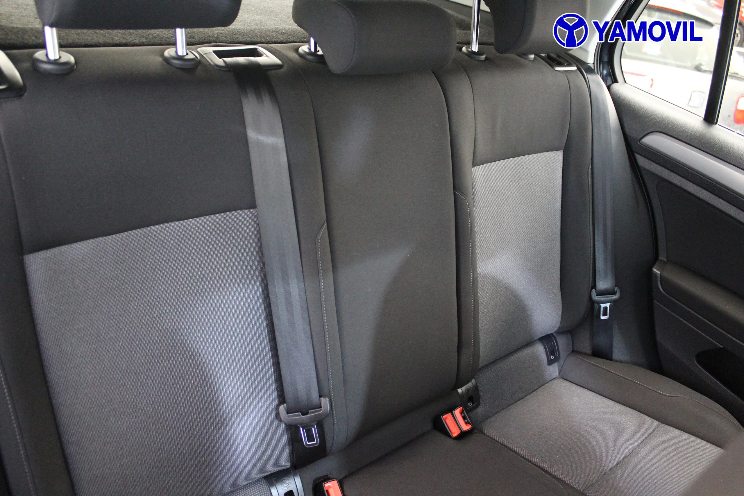 Volkswagen Golf Business 1.6 TDI BMT 77 kW (105 CV) - Foto 16