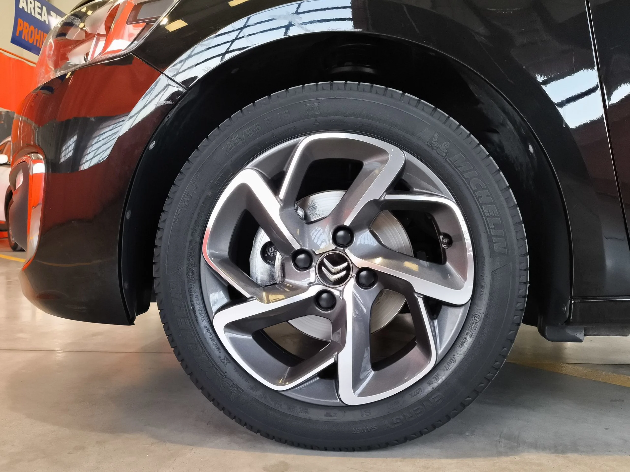 Citroen C-Elysee PureTech 82 Shine 60 kW (82 CV) - Foto 10