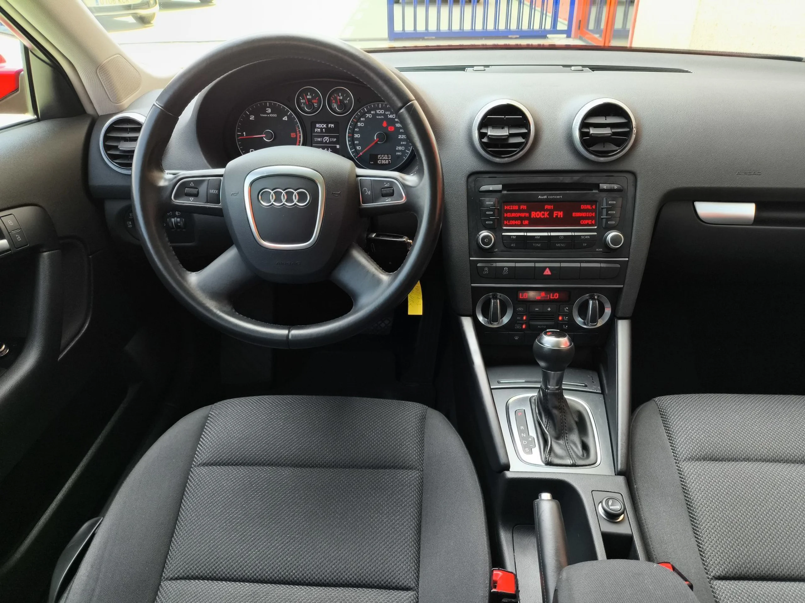 Audi A3 Sportback Attraction 1.6 TDI 77 kW (105 CV) S tronic - Foto 14