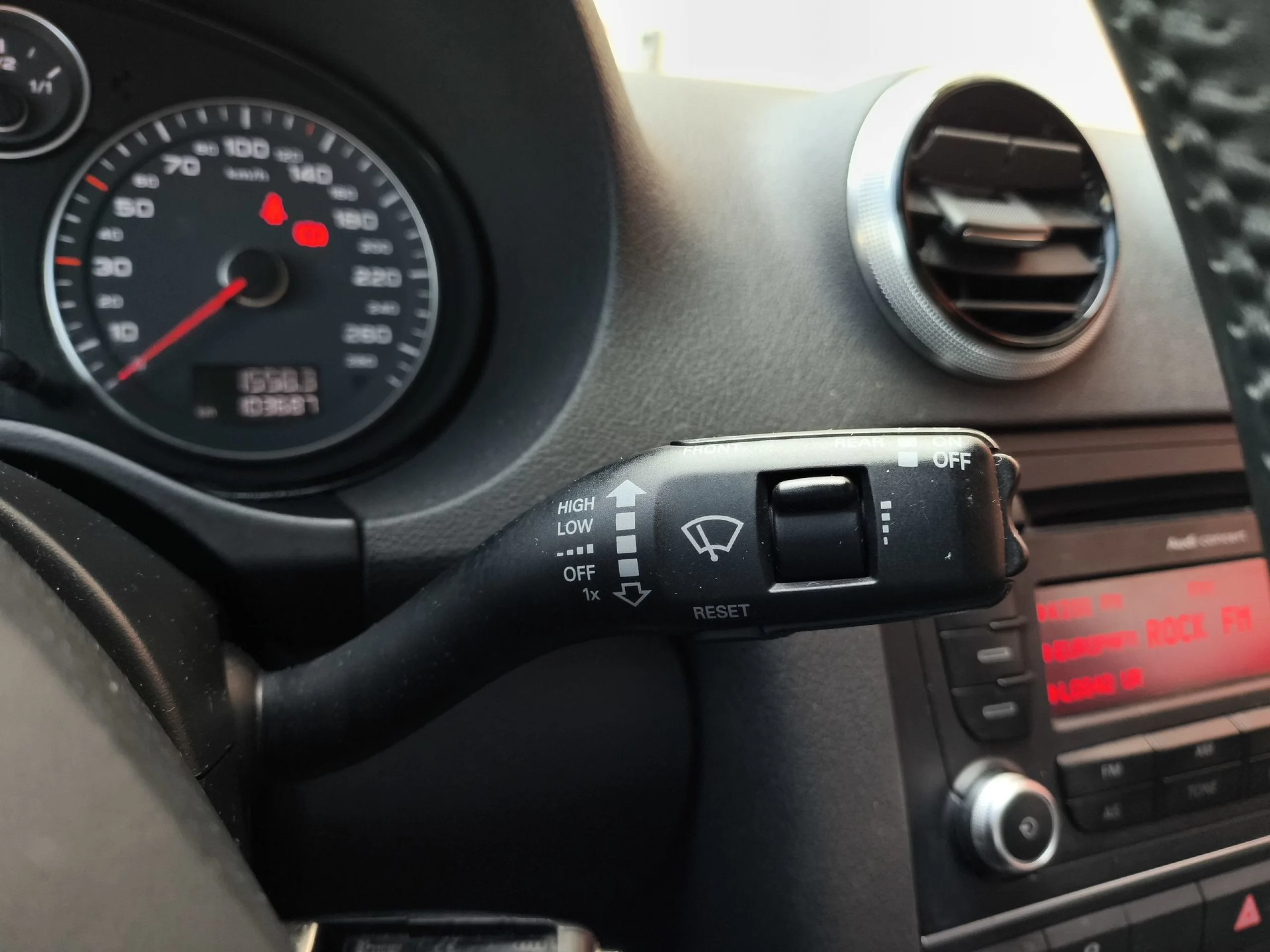 Audi A3 Sportback Attraction 1.6 TDI 77 kW (105 CV) S tronic - Foto 20