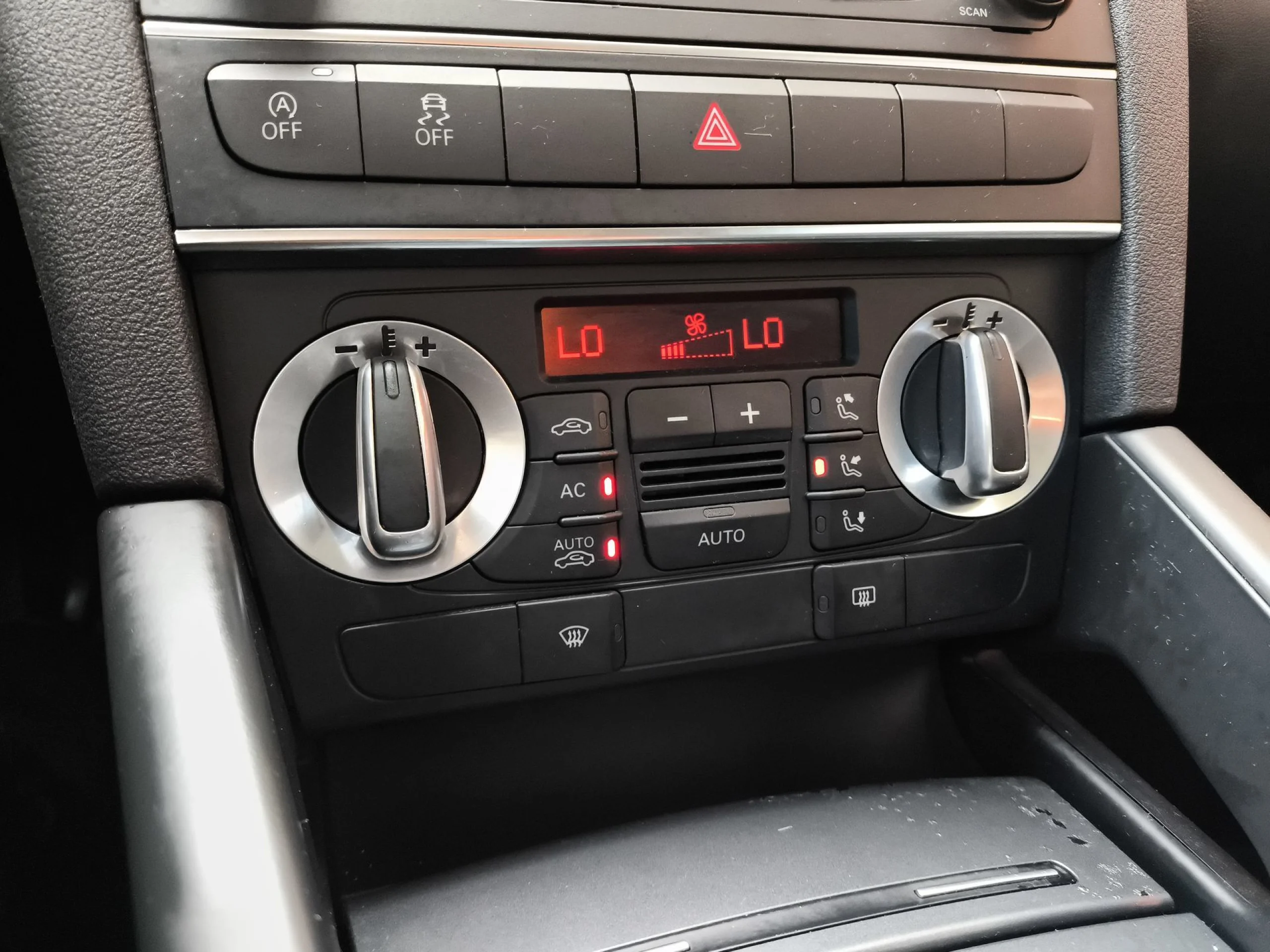 Audi A3 Sportback Attraction 1.6 TDI 77 kW (105 CV) S tronic - Foto 23