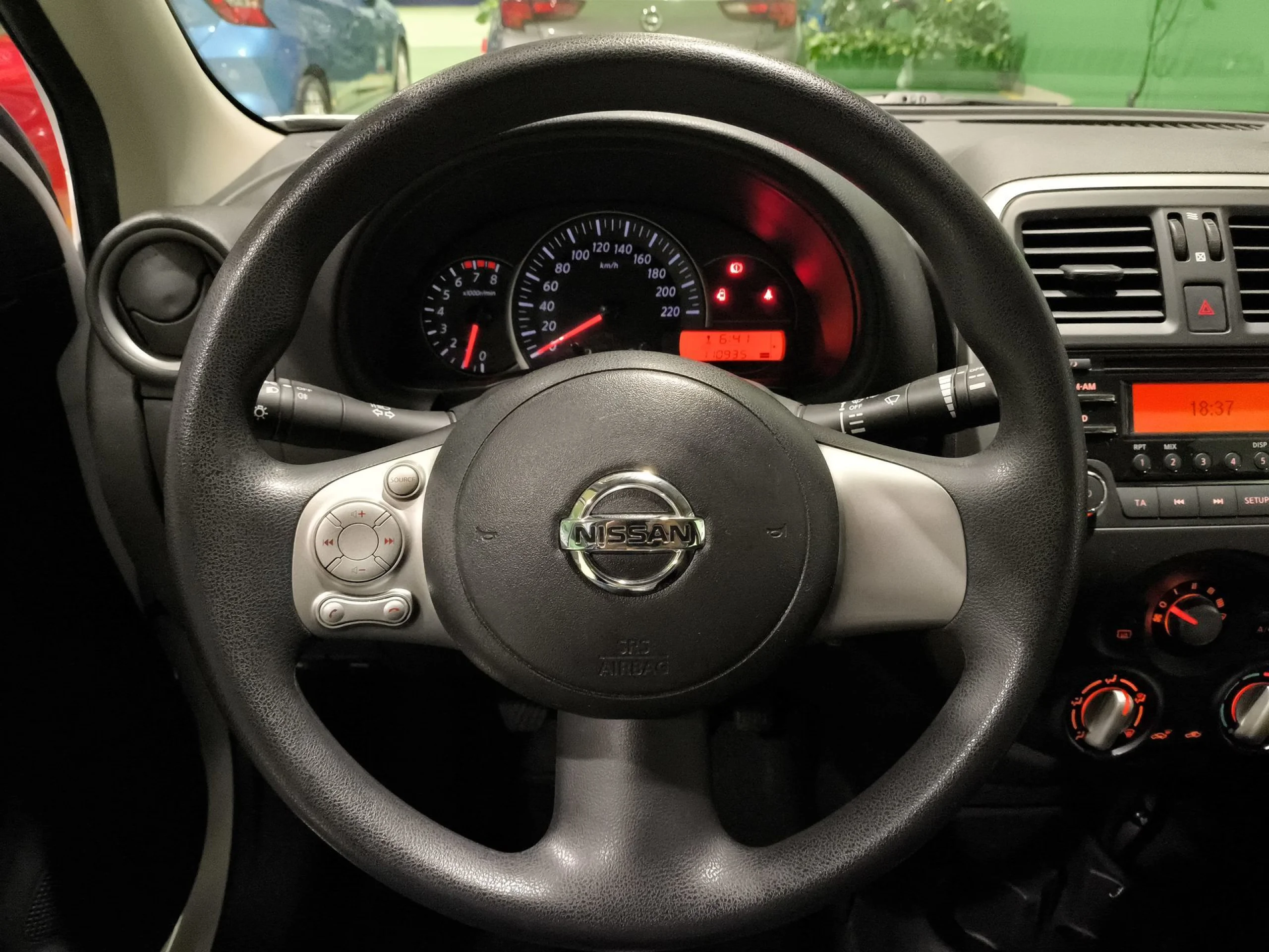 Nissan Micra 1.2G NARU EDITION 59 kW (80 CV) - Foto 12