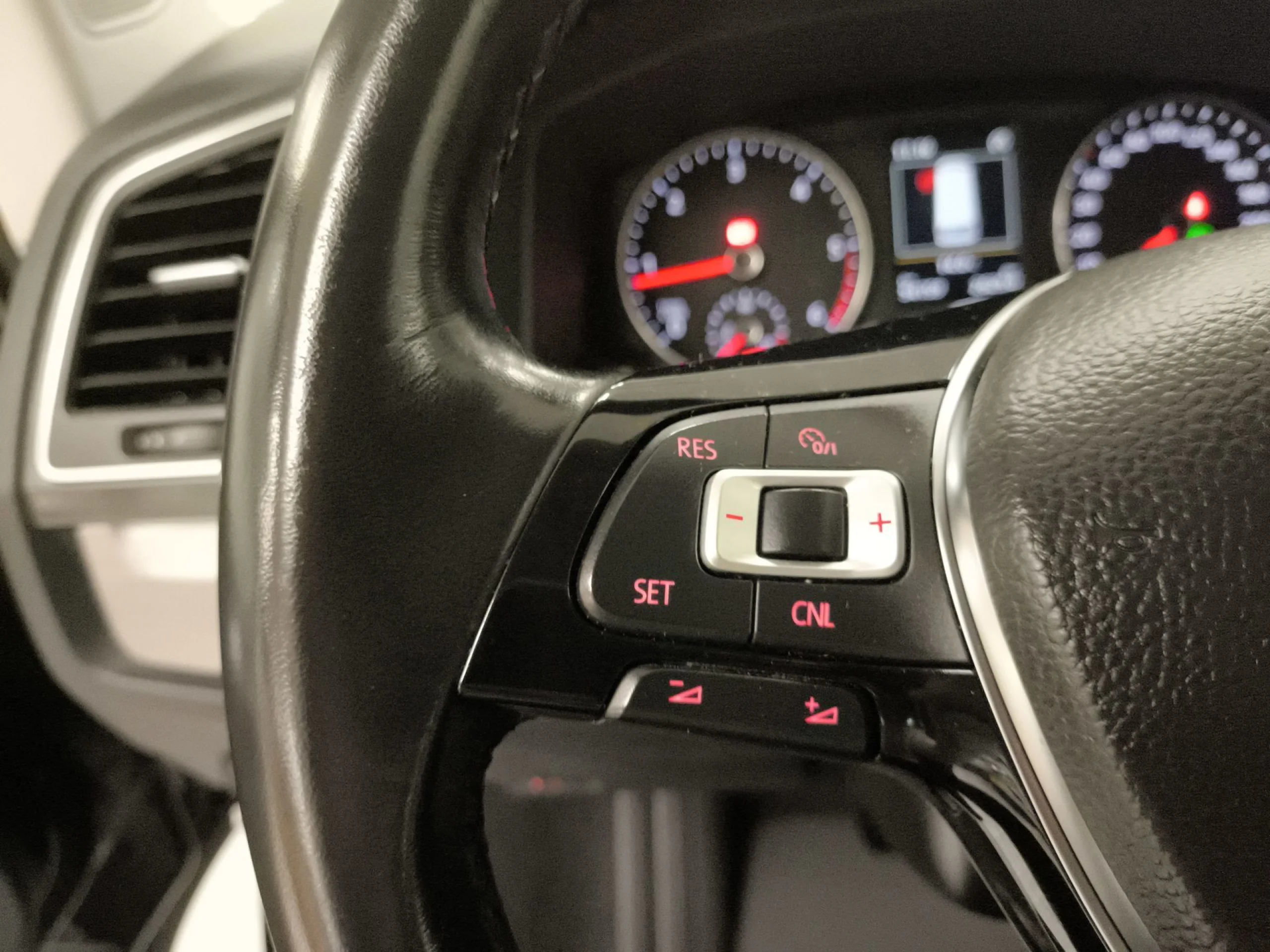 Volkswagen Multivan Premium Batalla Corta 2.0 TDI BMT 110 kW (150 CV) DSG - Foto 15