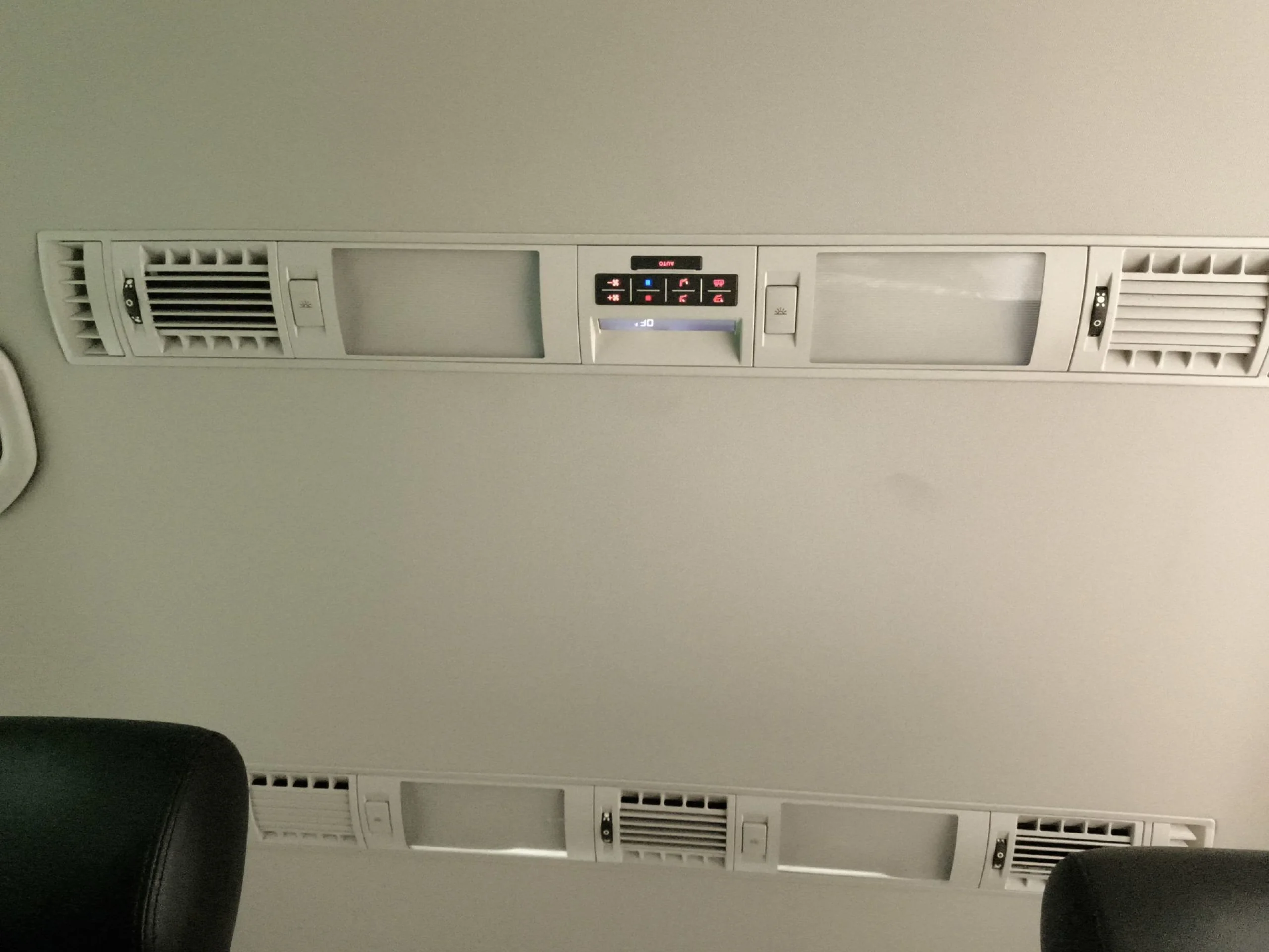 Volkswagen Multivan Premium Batalla Corta 2.0 TDI BMT 110 kW (150 CV) DSG - Foto 27