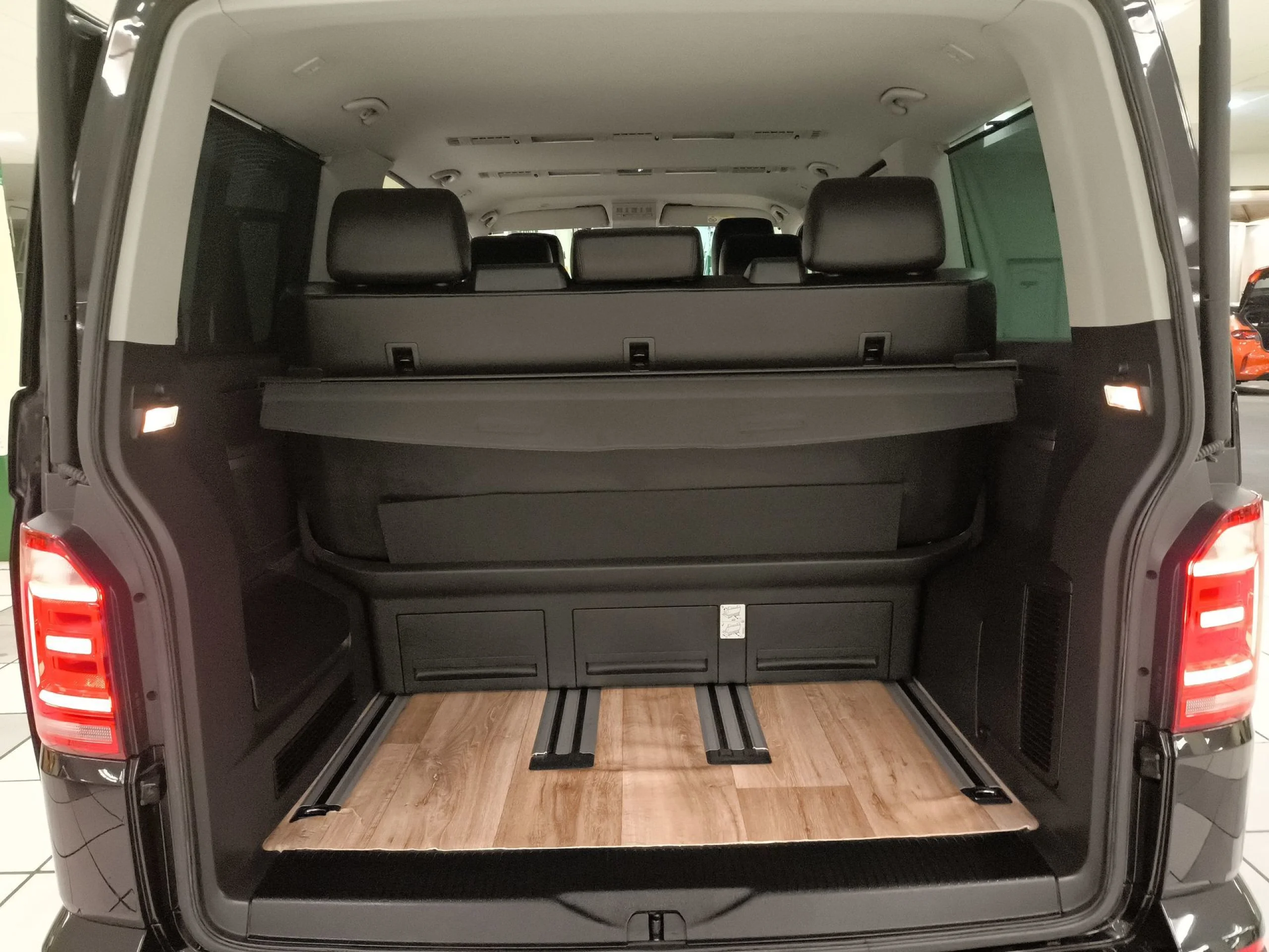 Volkswagen Multivan Premium Batalla Corta 2.0 TDI BMT 110 kW (150 CV) DSG - Foto 29