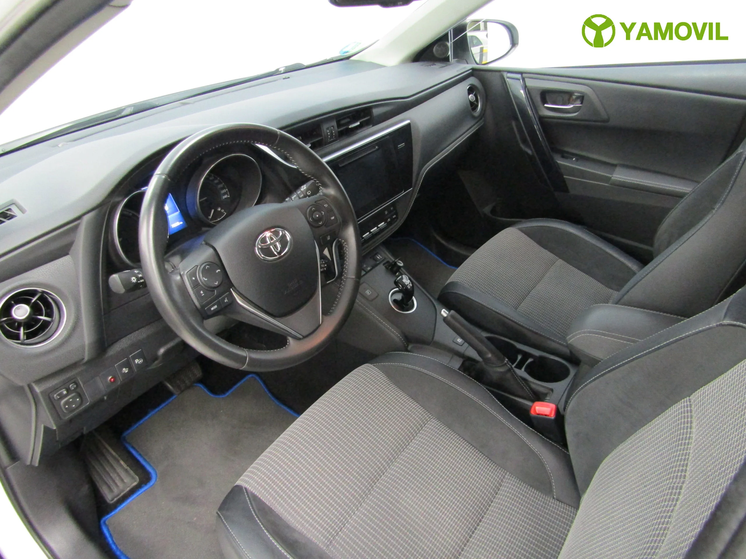 Toyota Auris touring sports advance - Foto 14