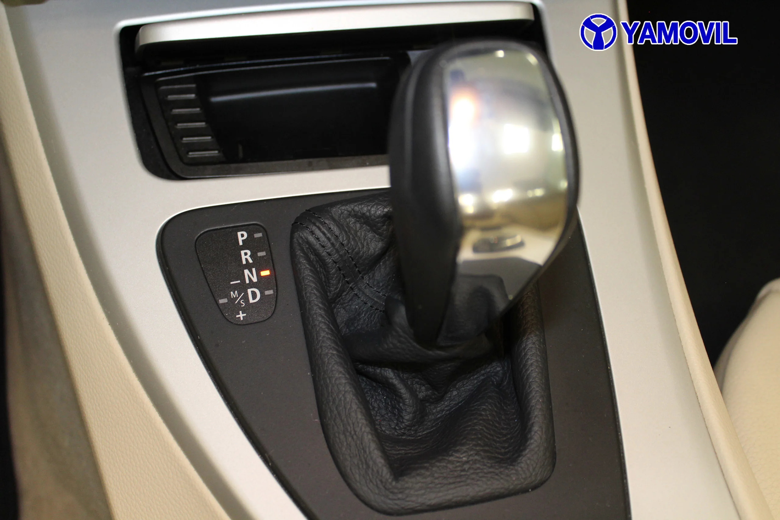 BMW Serie 3 BMW 320d 184CV CABRIO E93 2P. - Foto 30