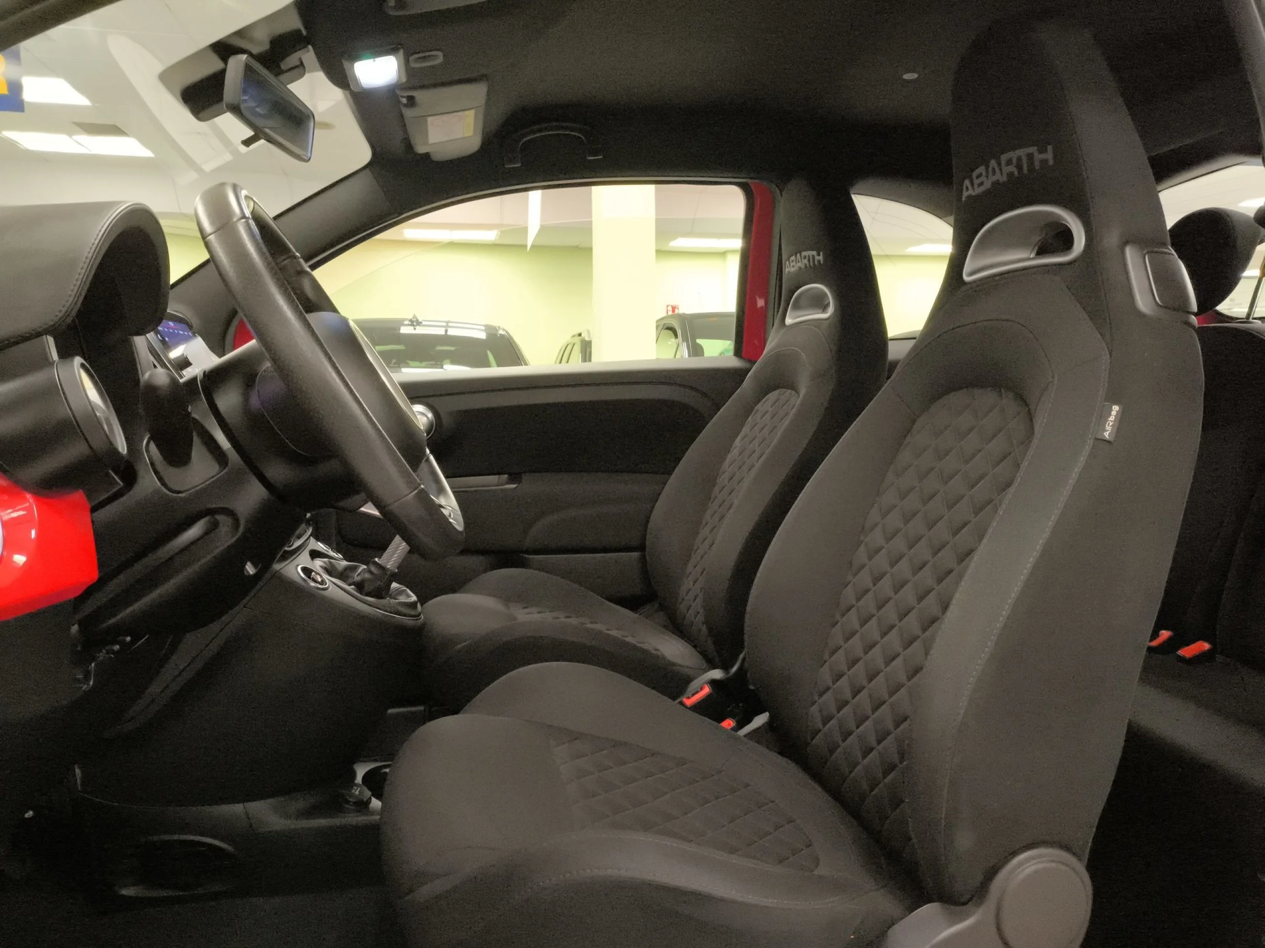 Abarth 500 1.4 16v T-Jet 595 107 kW (145 CV) - Foto 8