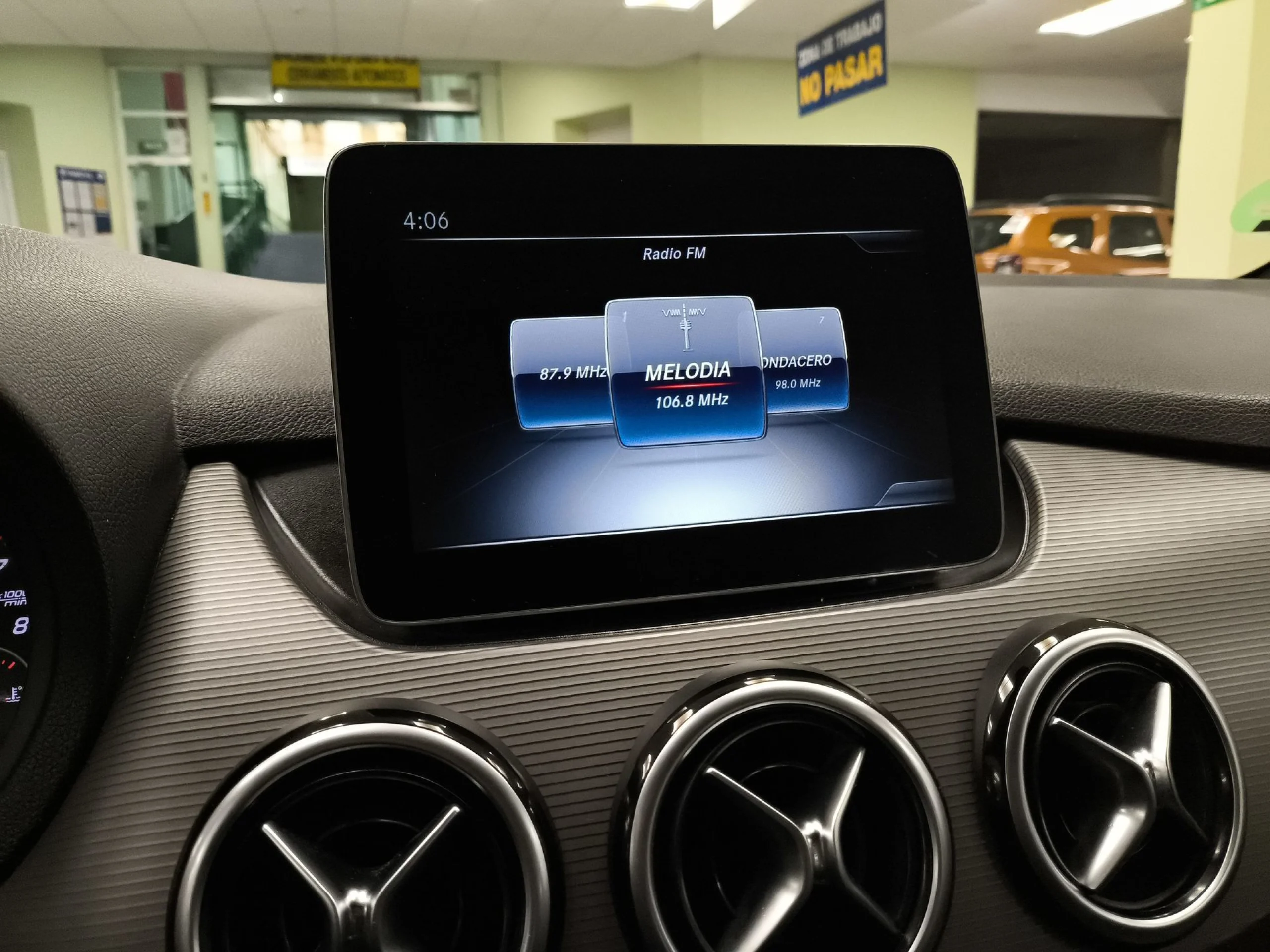 Mercedes-Benz Clase B B 180 90 kW (122 CV) - Foto 13