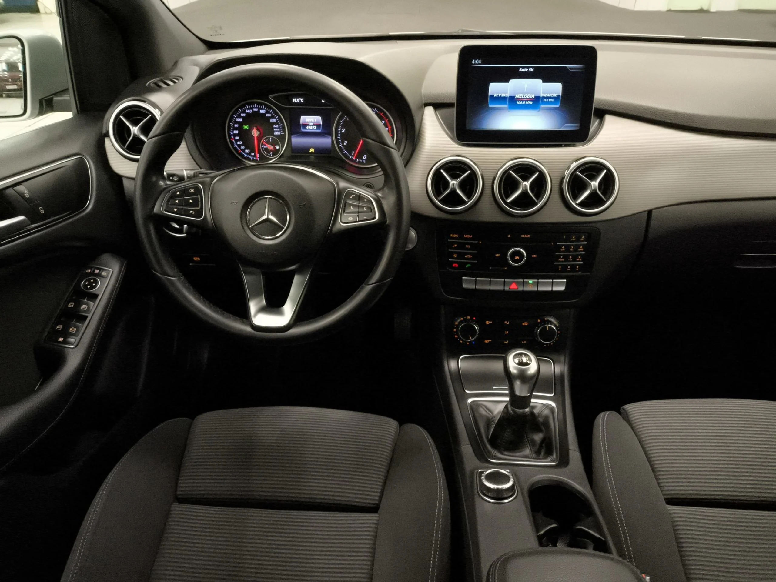 Mercedes-Benz Clase B B 180 90 kW (122 CV) - Foto 16