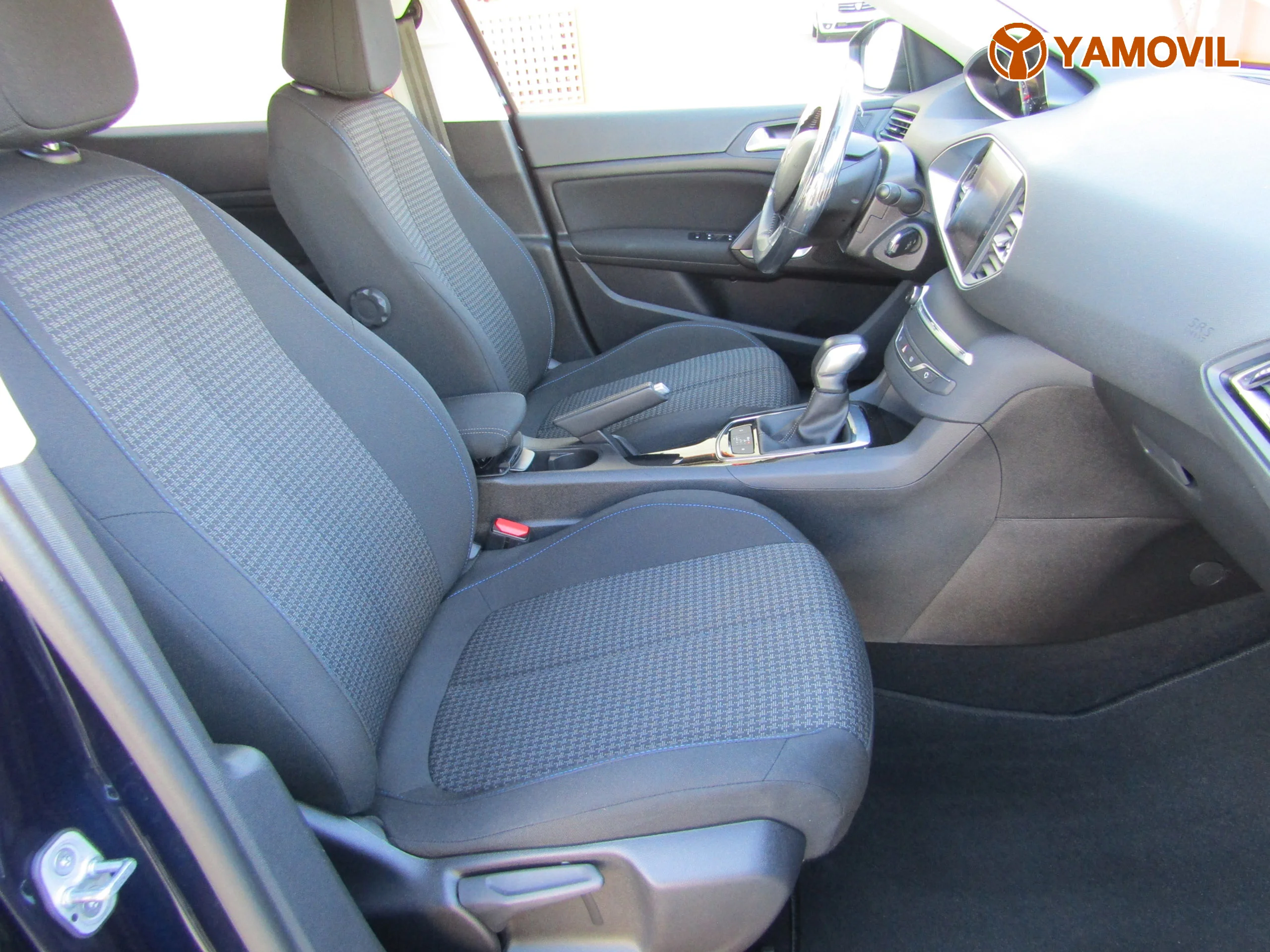 Peugeot 308 SW STYLE 1.6 BLUEHDI AUTO - Foto 13