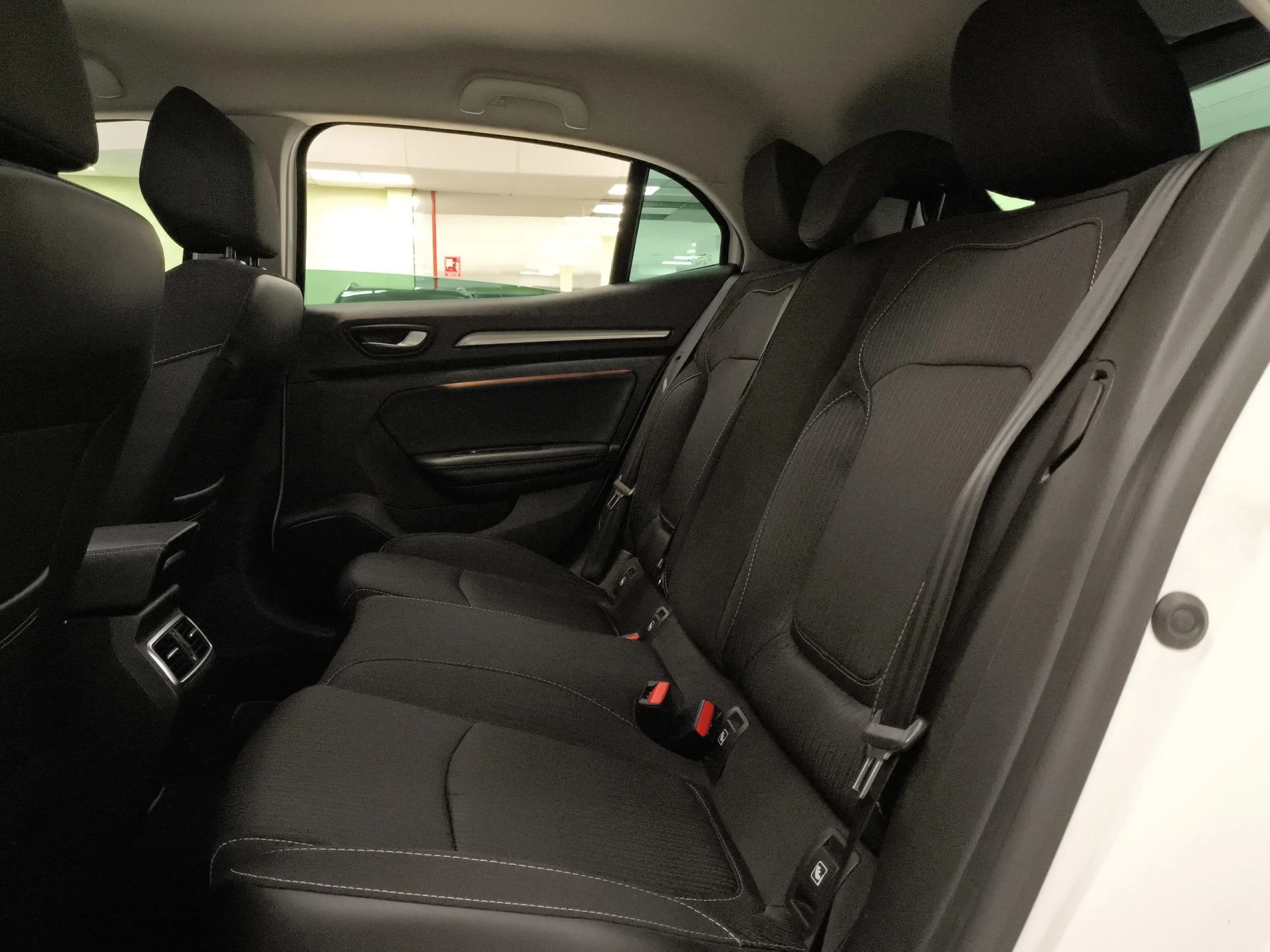Renault Megane Zen TCe 103 kW (140 CV) GPF - Foto 18