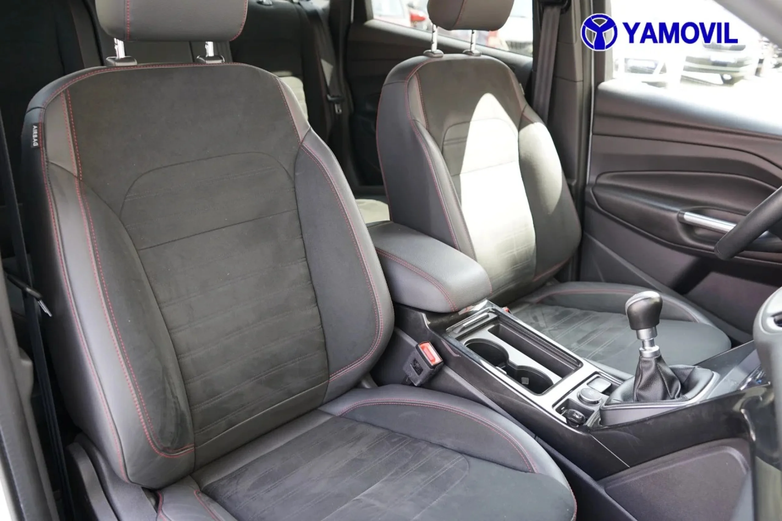 Ford Kuga 1.5 TDCI SANDS ST-Line 4x2 88 kW (120 CV) - Foto 15
