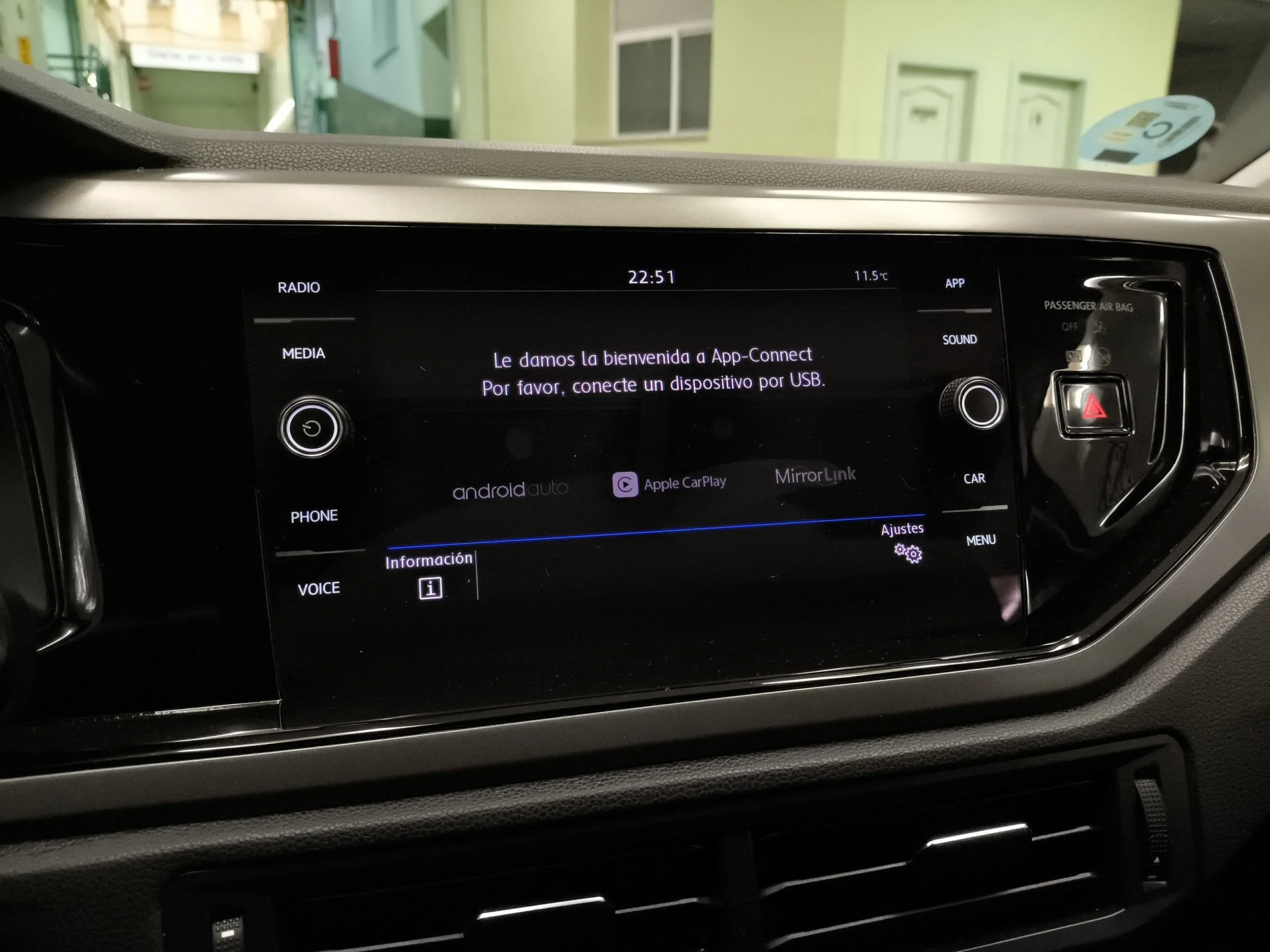 Volkswagen Polo Advance 1.0 TSI 70 kW (95 CV) - Foto 17