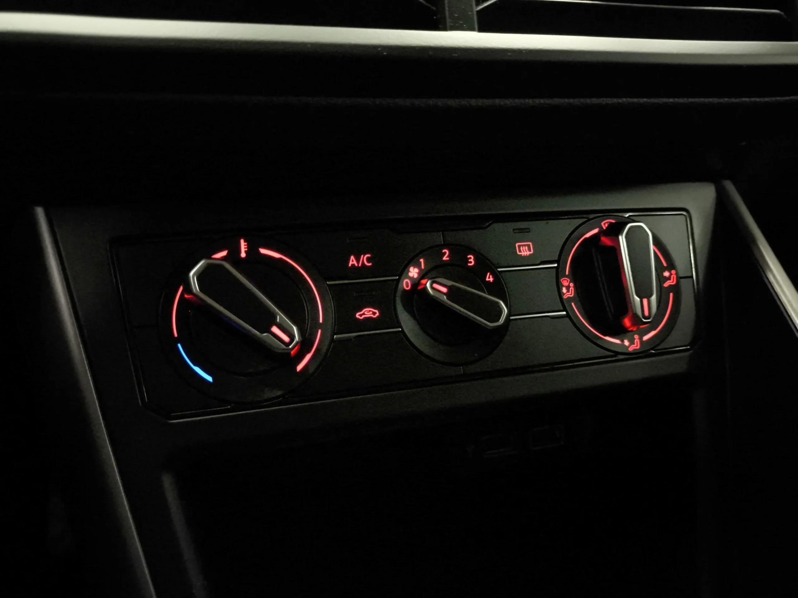 Volkswagen Polo Advance 1.0 TSI 70 kW (95 CV) - Foto 19