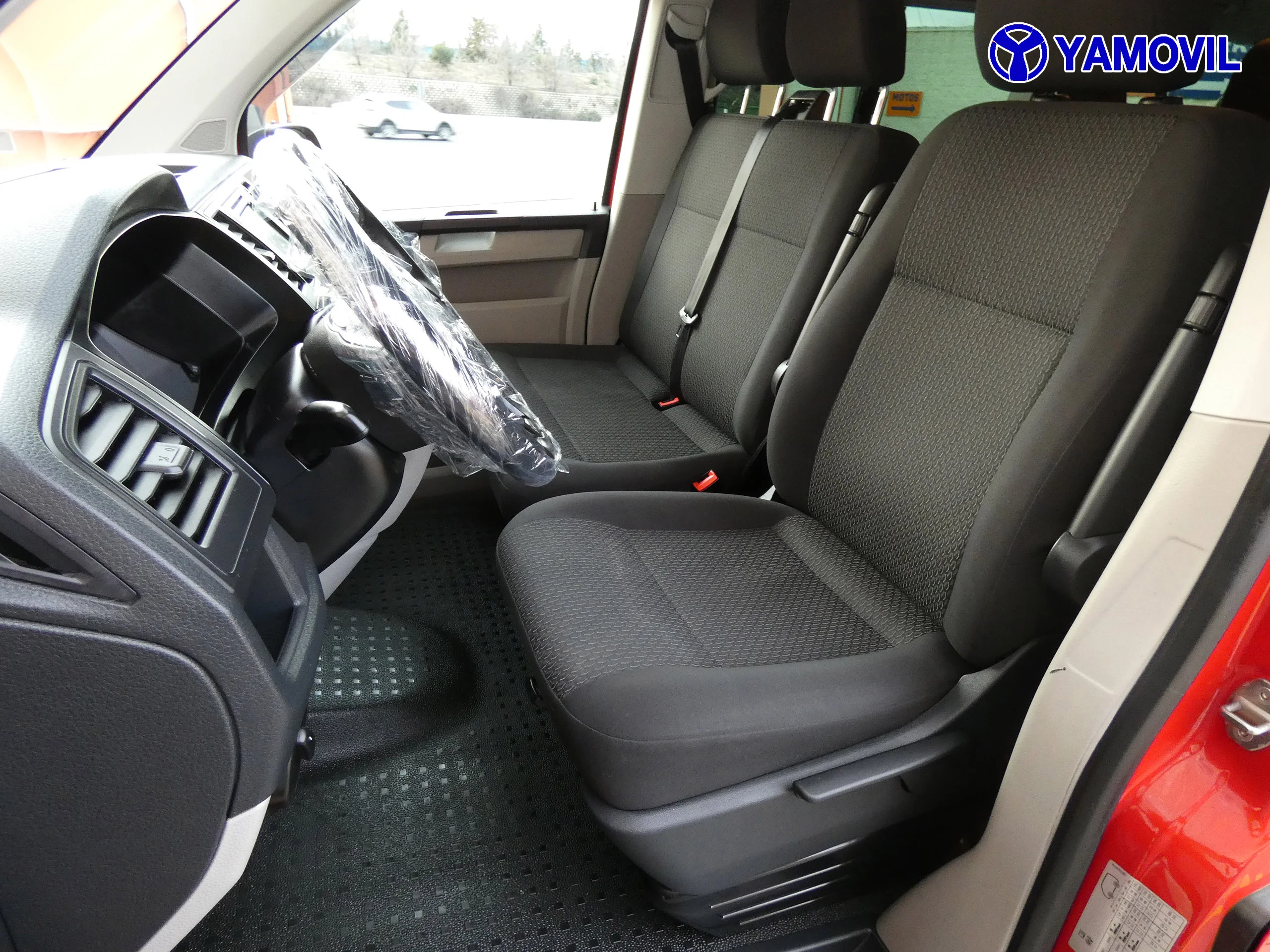 Volkswagen Caravelle CORTO 2.0TDI  - Foto 13