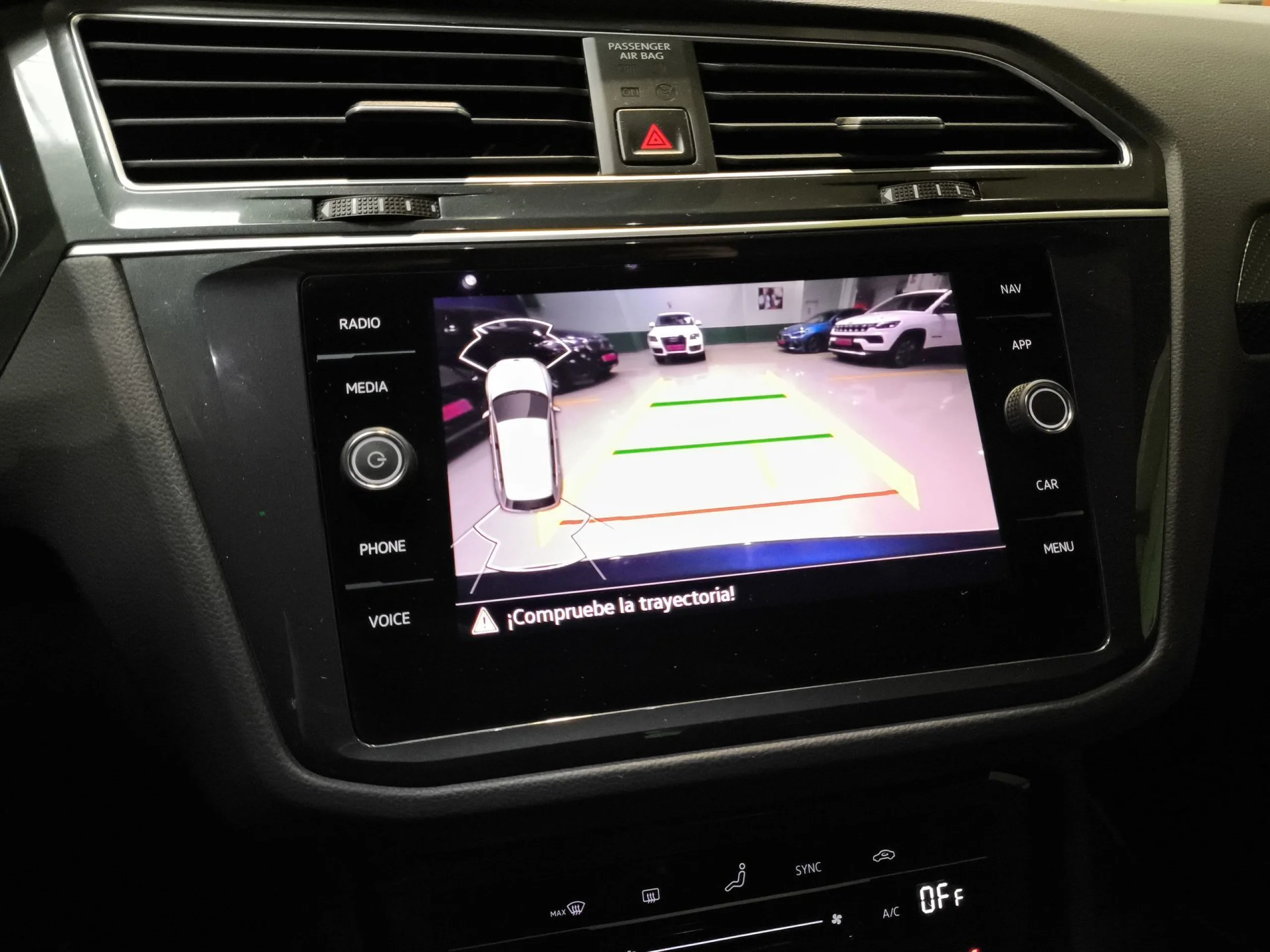 Volkswagen Tiguan R-Line 1.5 TSI 110 kW (150 CV) DSG - Foto 14