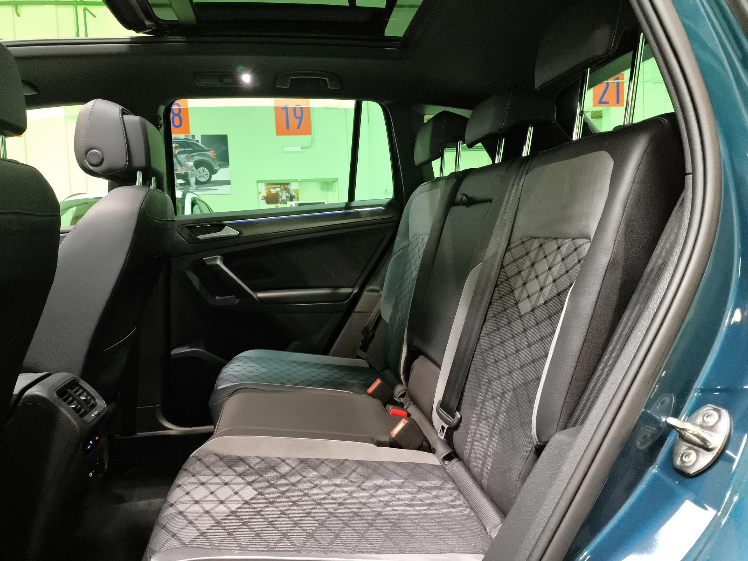 Volkswagen Tiguan R-Line 1.5 TSI 110 kW (150 CV) DSG - Foto 20