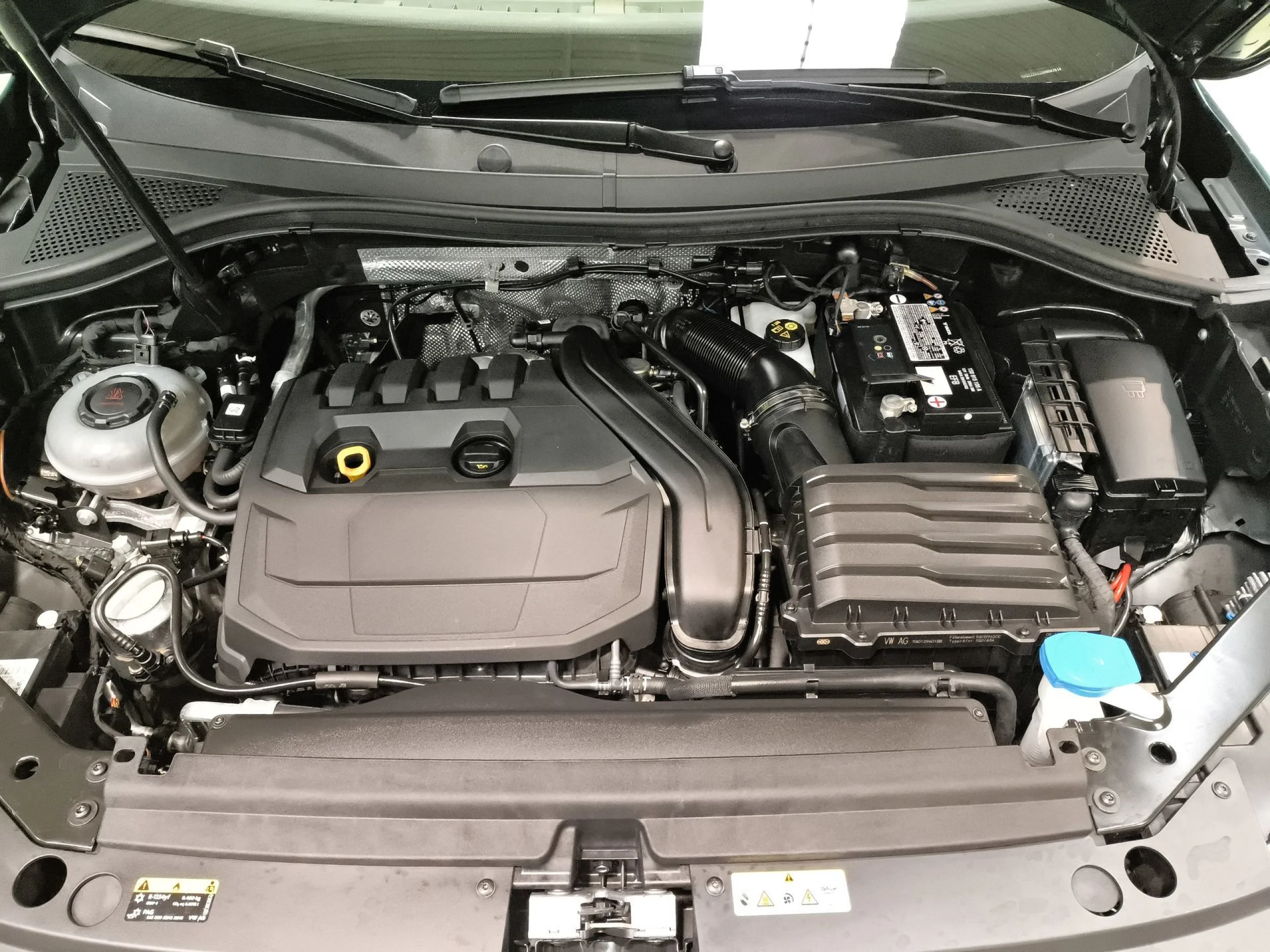 Volkswagen Tiguan R-Line 1.5 TSI 110 kW (150 CV) DSG - Foto 23