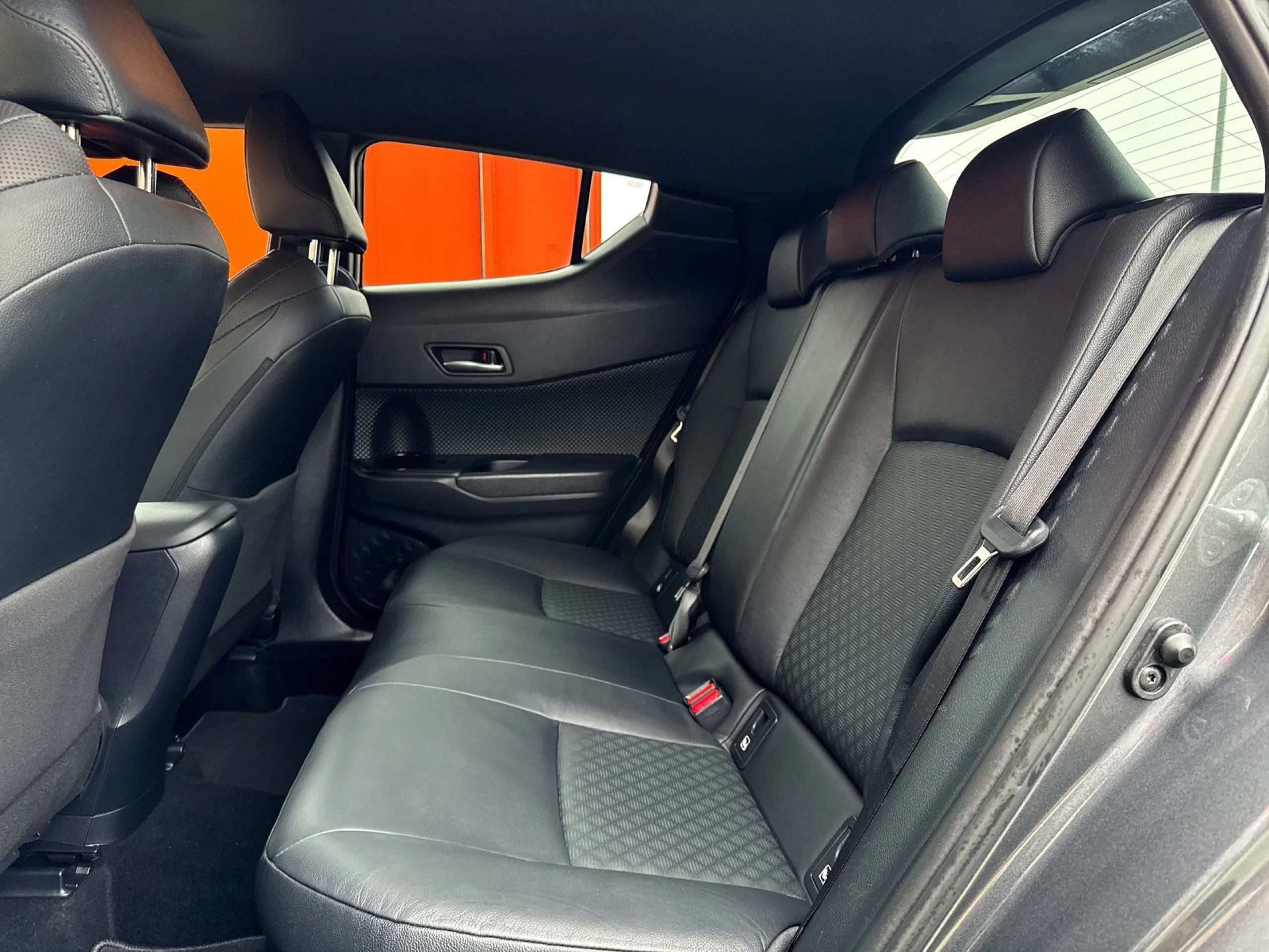 Toyota C-HR 180H Advance 135 kW (184 CV) - Foto 24