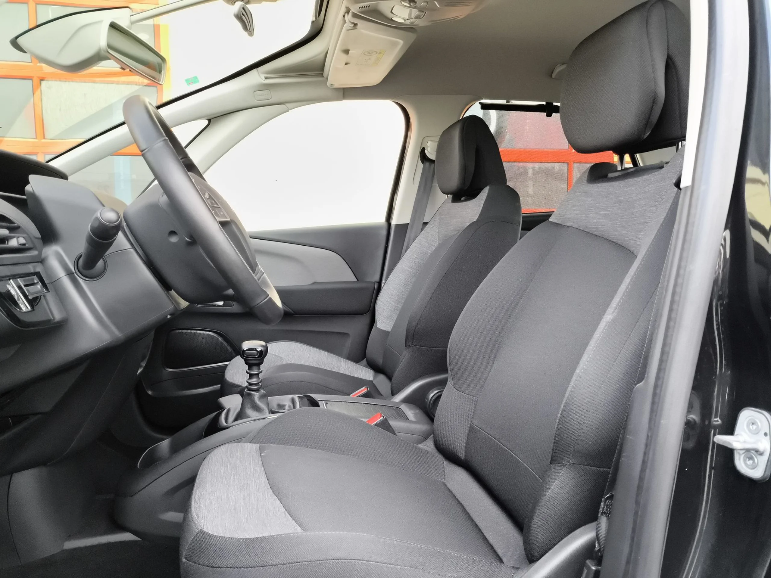 Citroen C4 Spacetourer PureTech 130 SANDS Live 96 kW (130 CV) - Foto 8