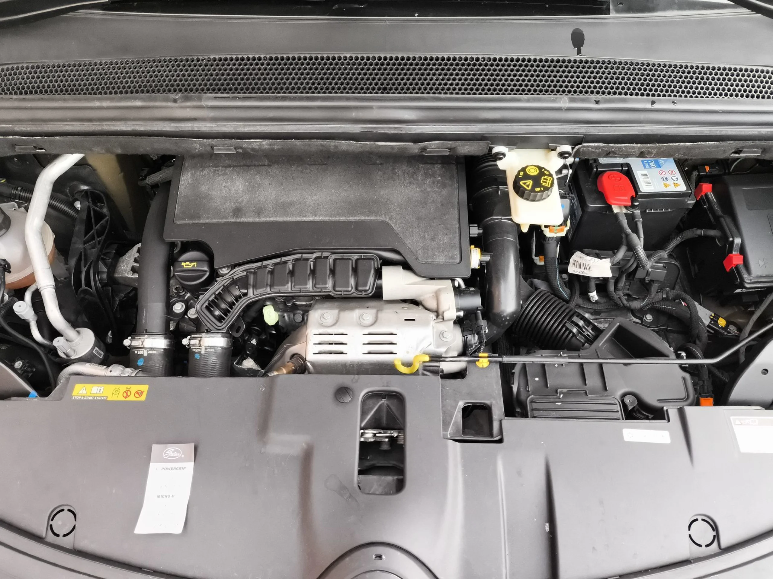 Citroen C4 Spacetourer PureTech 130 SANDS Live 96 kW (130 CV) - Foto 20