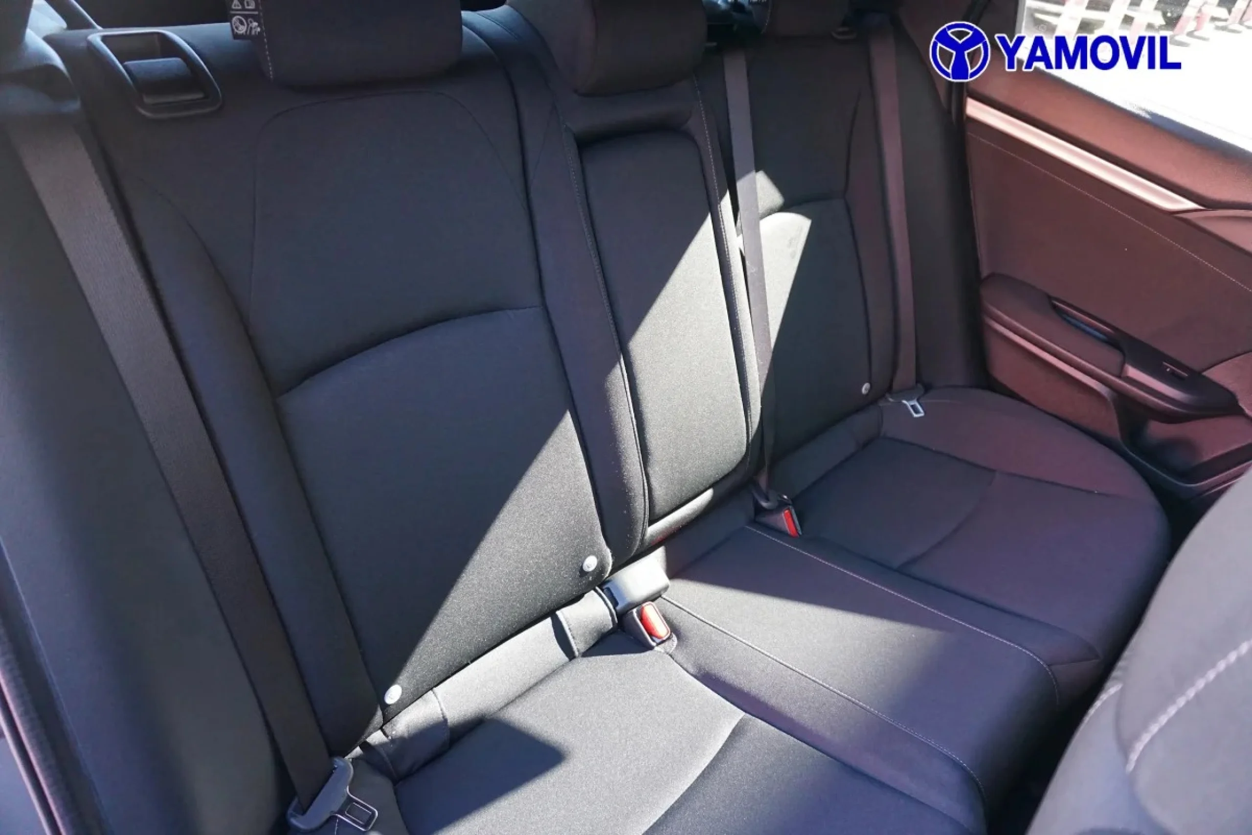 Honda Civic 1.0 I-VTEC TURBO Elegance Navi 95 kW (129 CV) - Foto 16