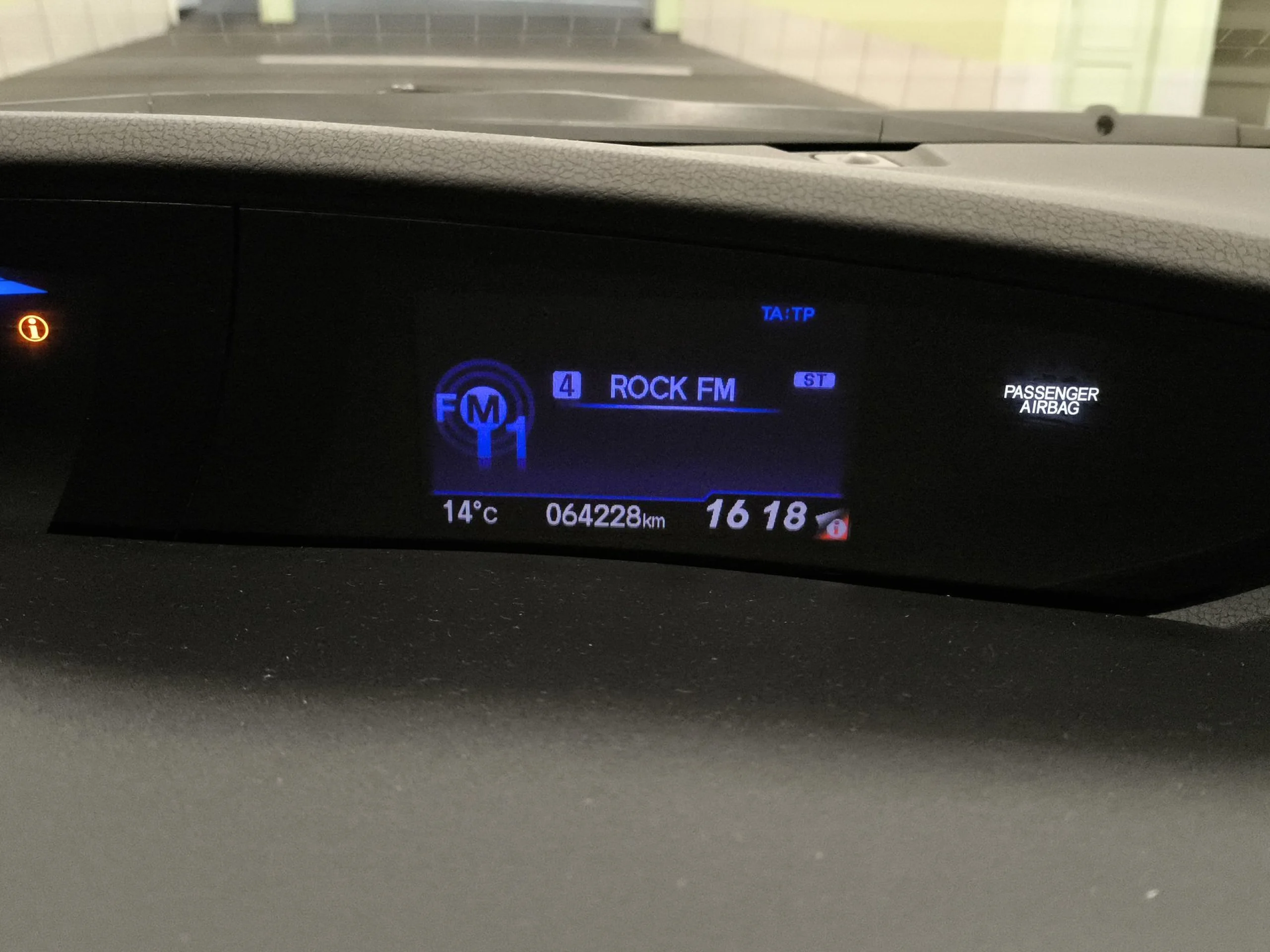 Honda Civic 1.4 I-VTEC Sport 74 kW (100 CV) - Foto 13