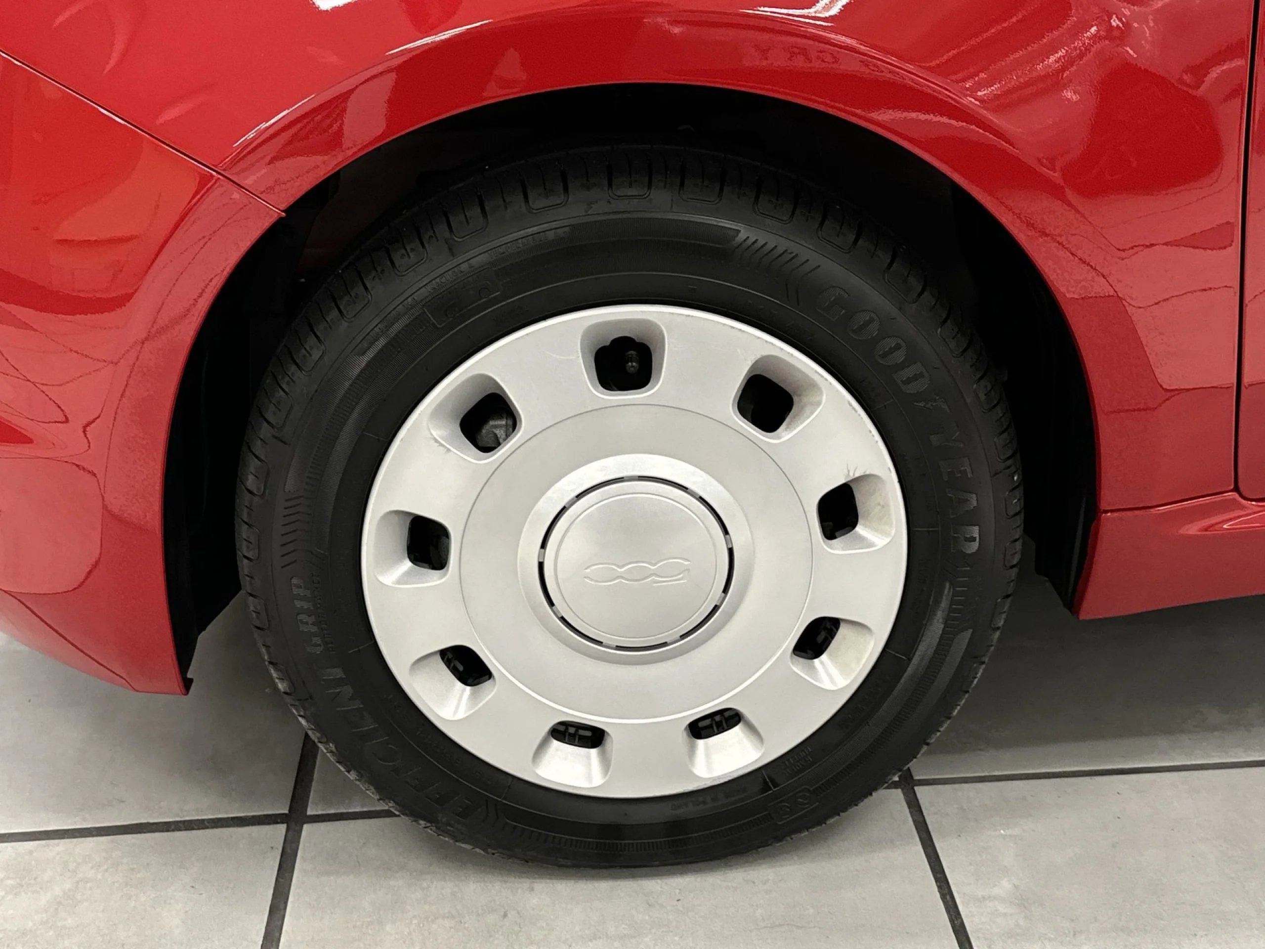 Fiat 500 1.0 Hybrid Cult 51 kW (70 CV) - Foto 7