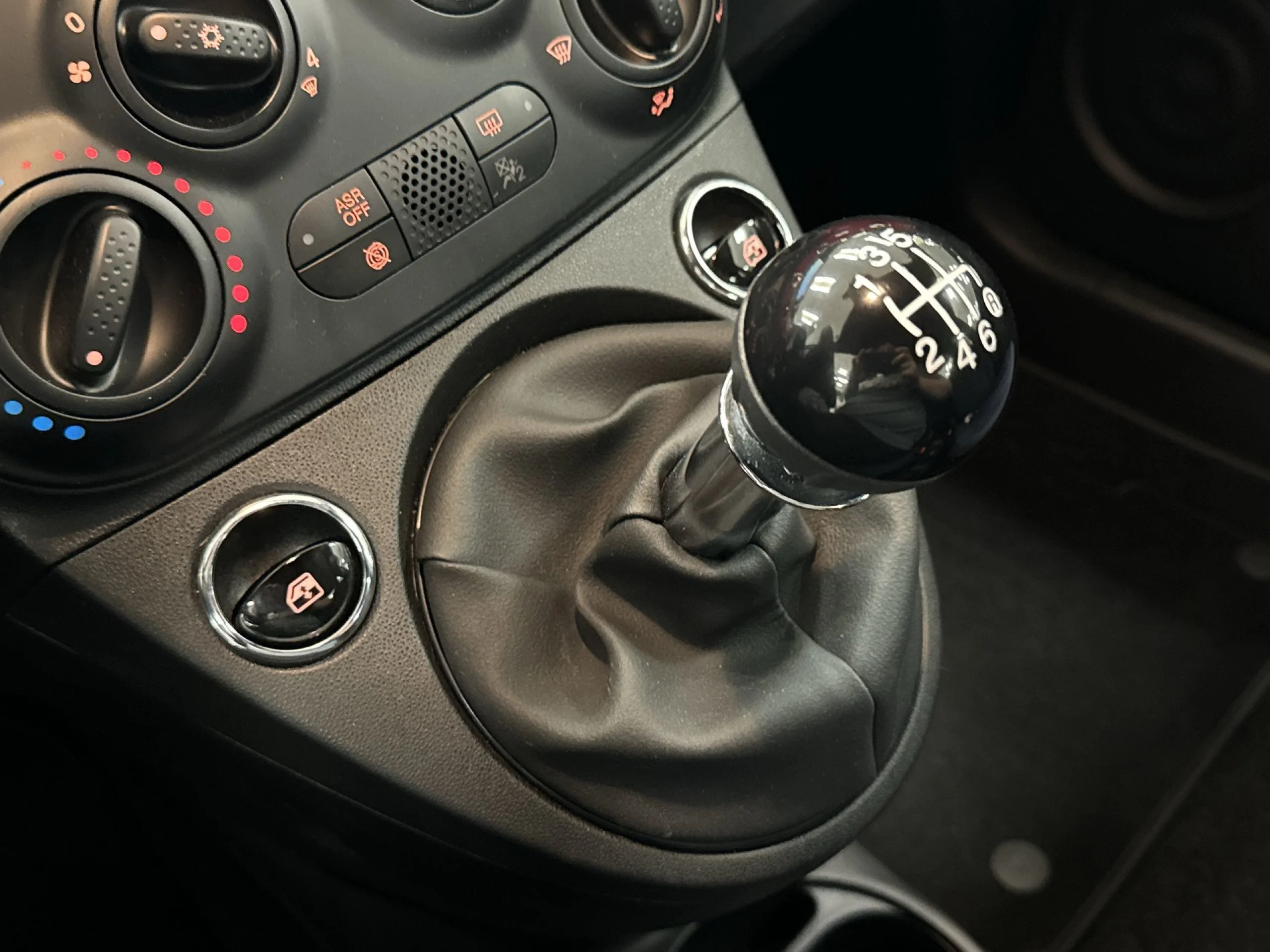 Fiat 500 1.0 Hybrid Cult 51 kW (70 CV) - Foto 15