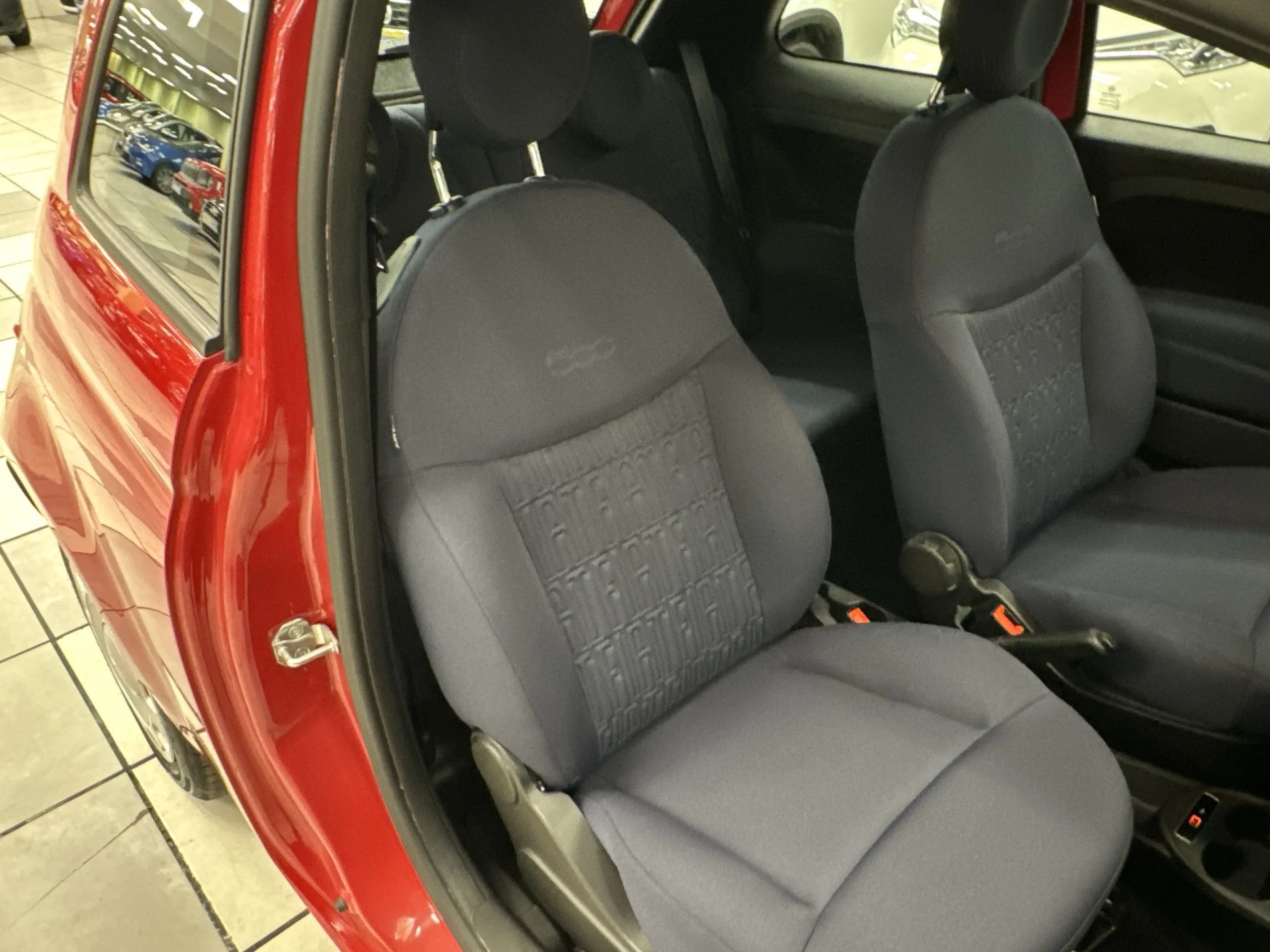 Fiat 500 1.0 Hybrid Cult 51 kW (70 CV) - Foto 19