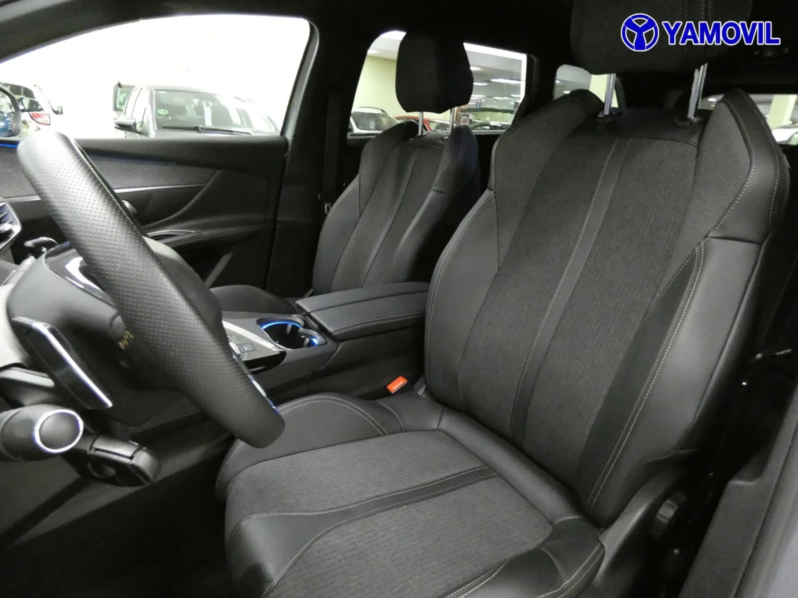 Peugeot 5008 SUV 1.2L PureTech SANDS GT Line EAT8 96 kW (130 CV) - Foto 13
