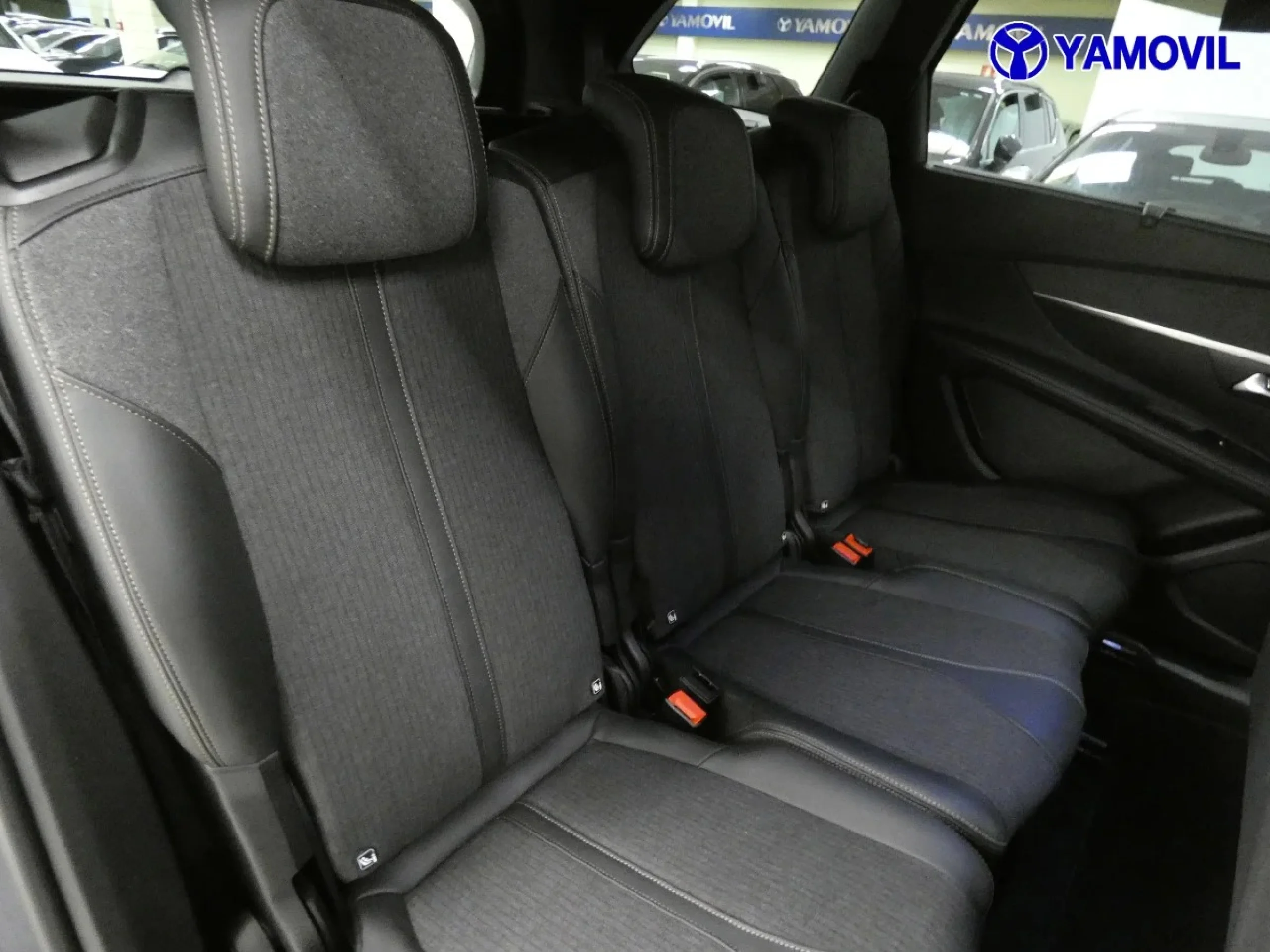 Peugeot 5008 SUV 1.2L PureTech SANDS GT Line EAT8 96 kW (130 CV) - Foto 16