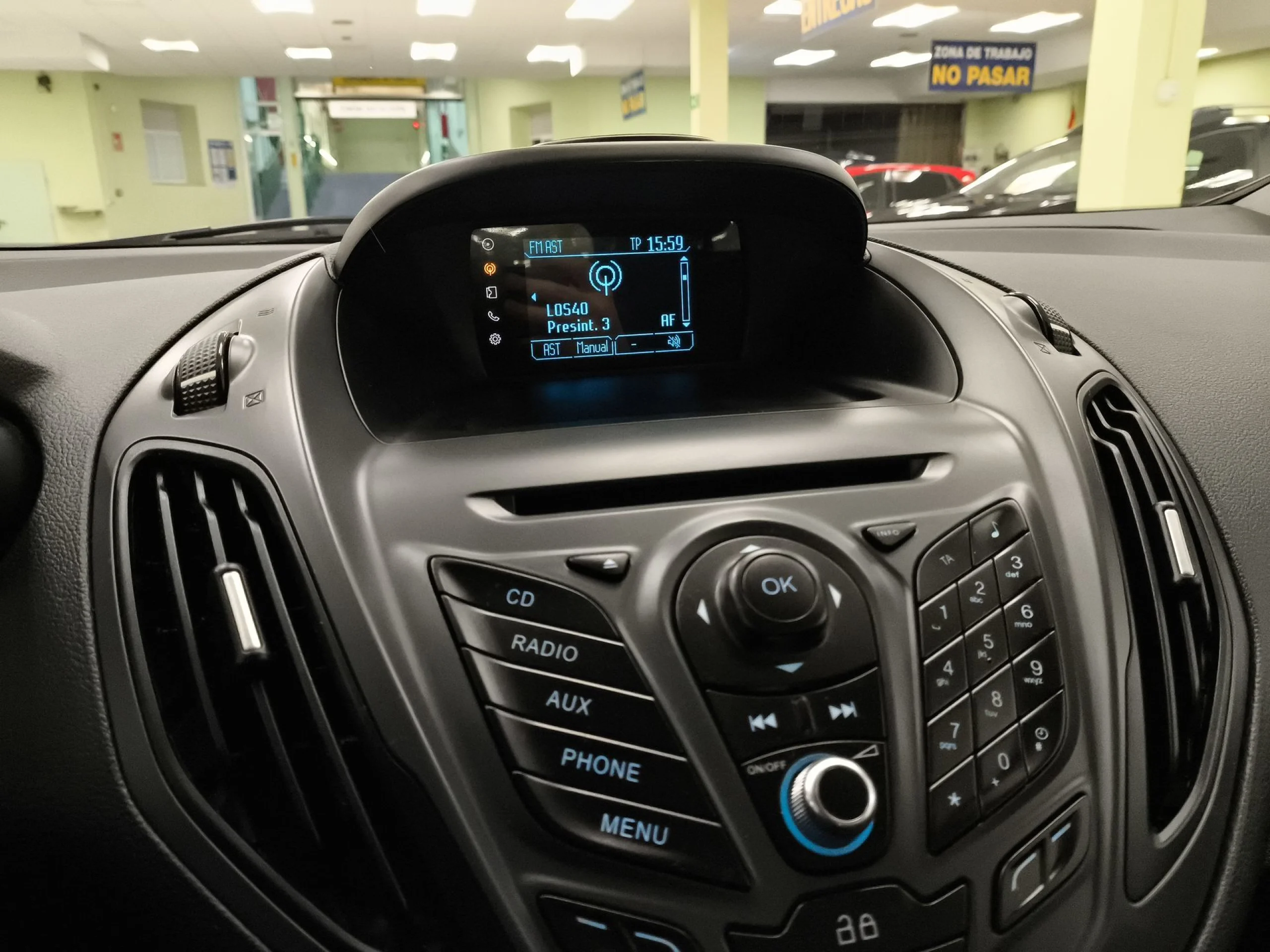 Ford B-Max 1.4 Duratec Ambiente 66 kW (90 CV) - Foto 13