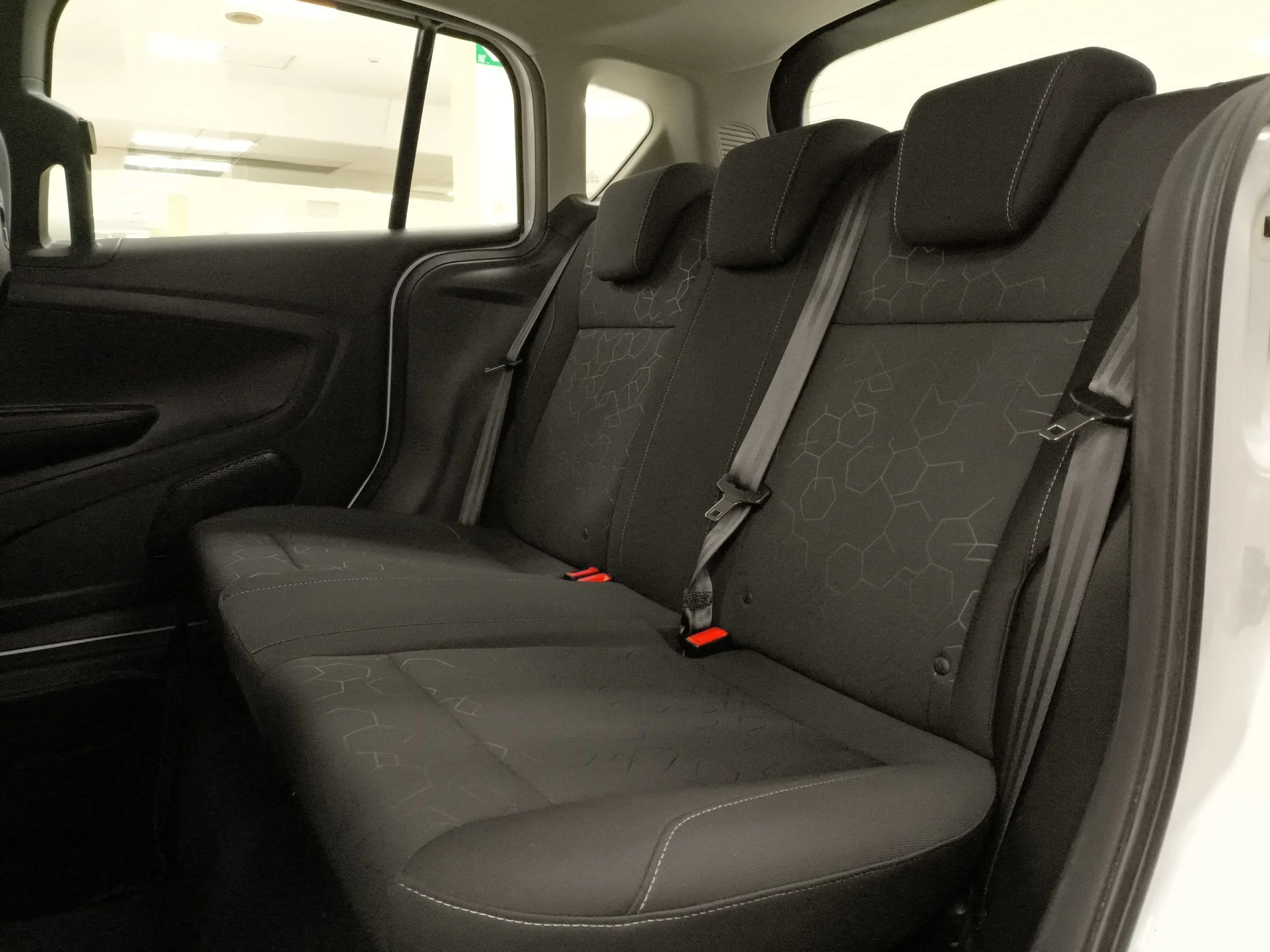 Ford B-Max 1.4 Duratec Ambiente 66 kW (90 CV) - Foto 17