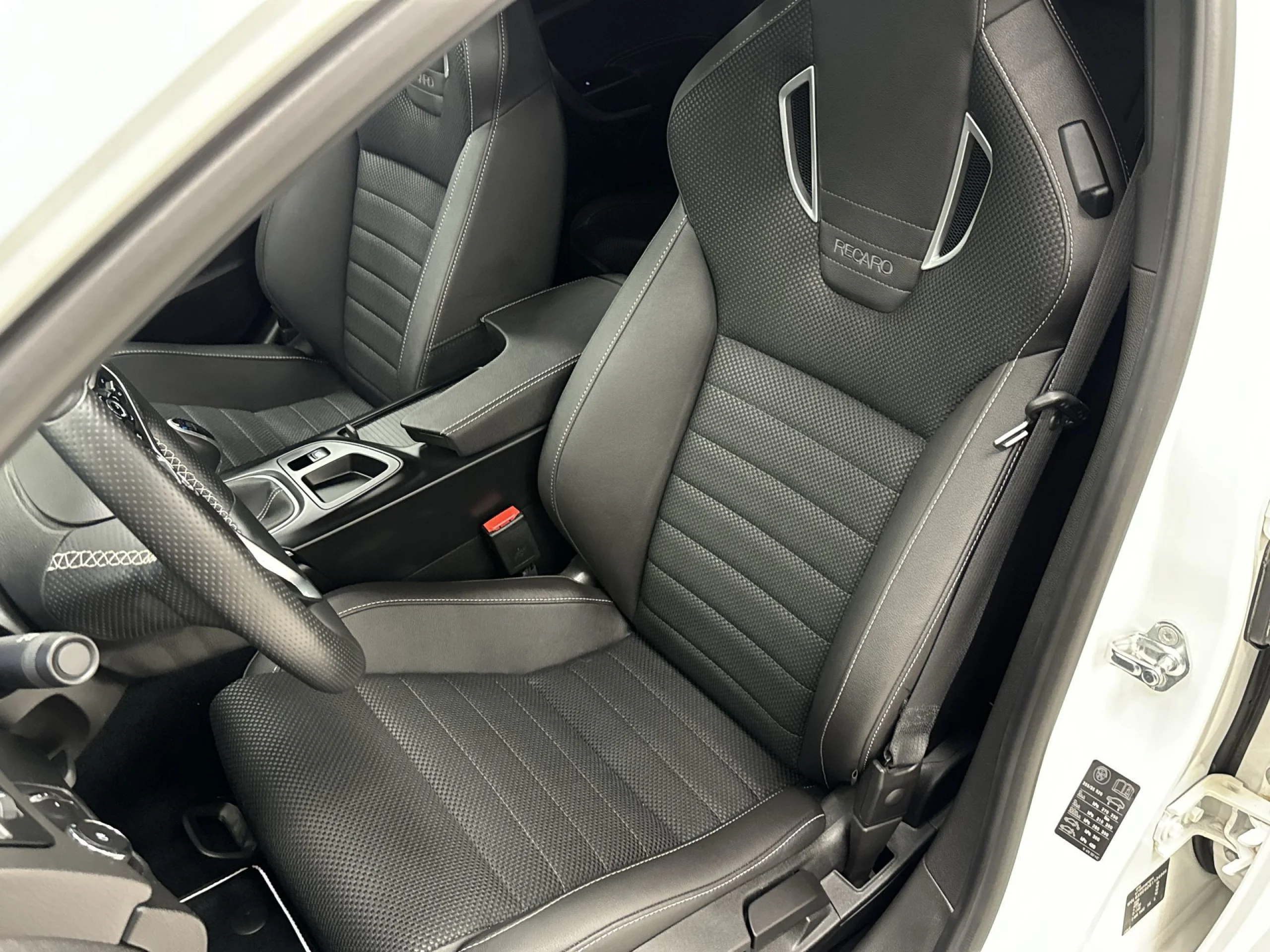 Opel Insignia 2.8 V6 Turbo OPC 239 kW (325 CV) - Foto 8