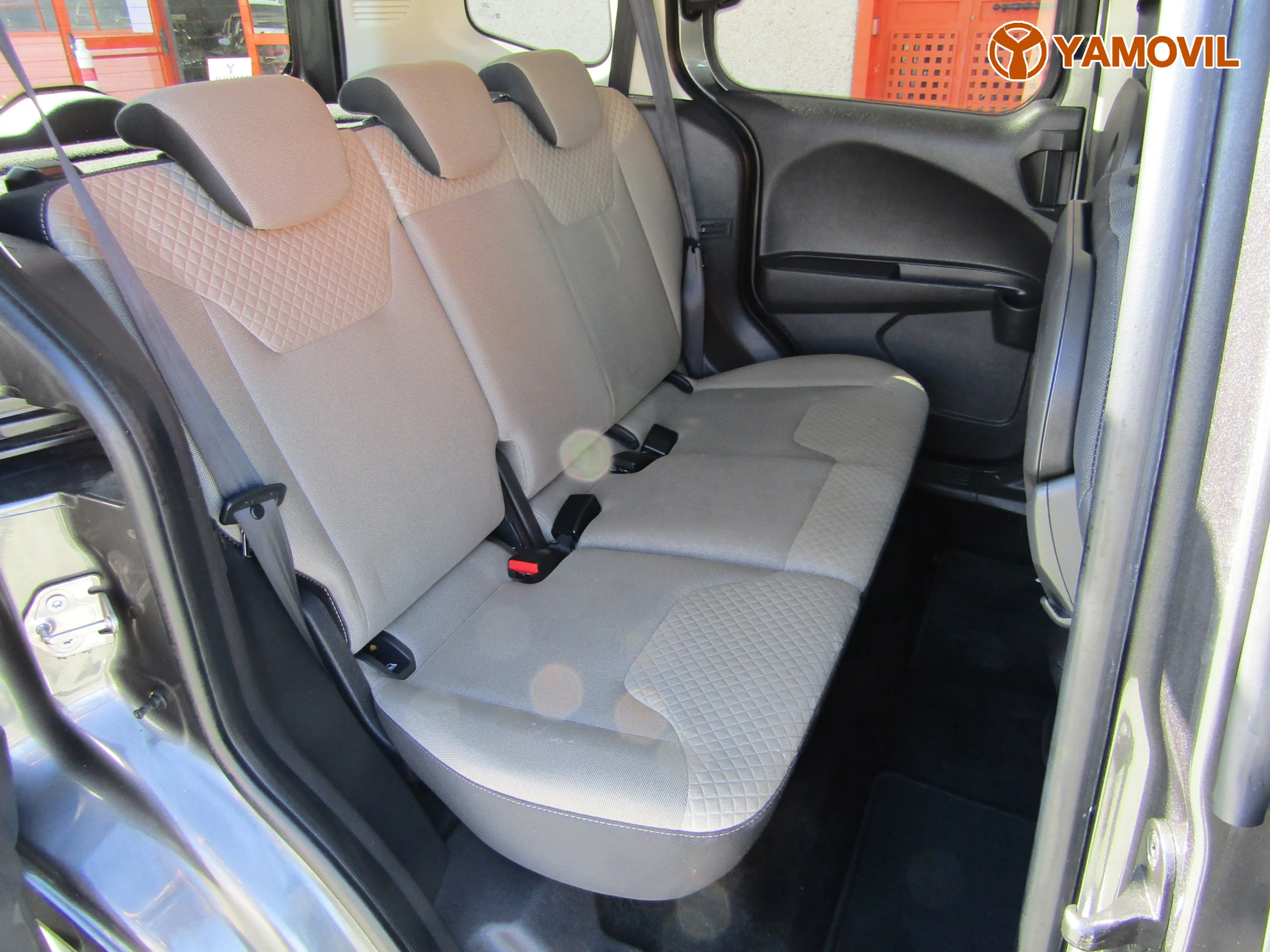 Ford Tourneo COURIER TITANIUM 1.0 ECOBOOST COMBI - Foto 15