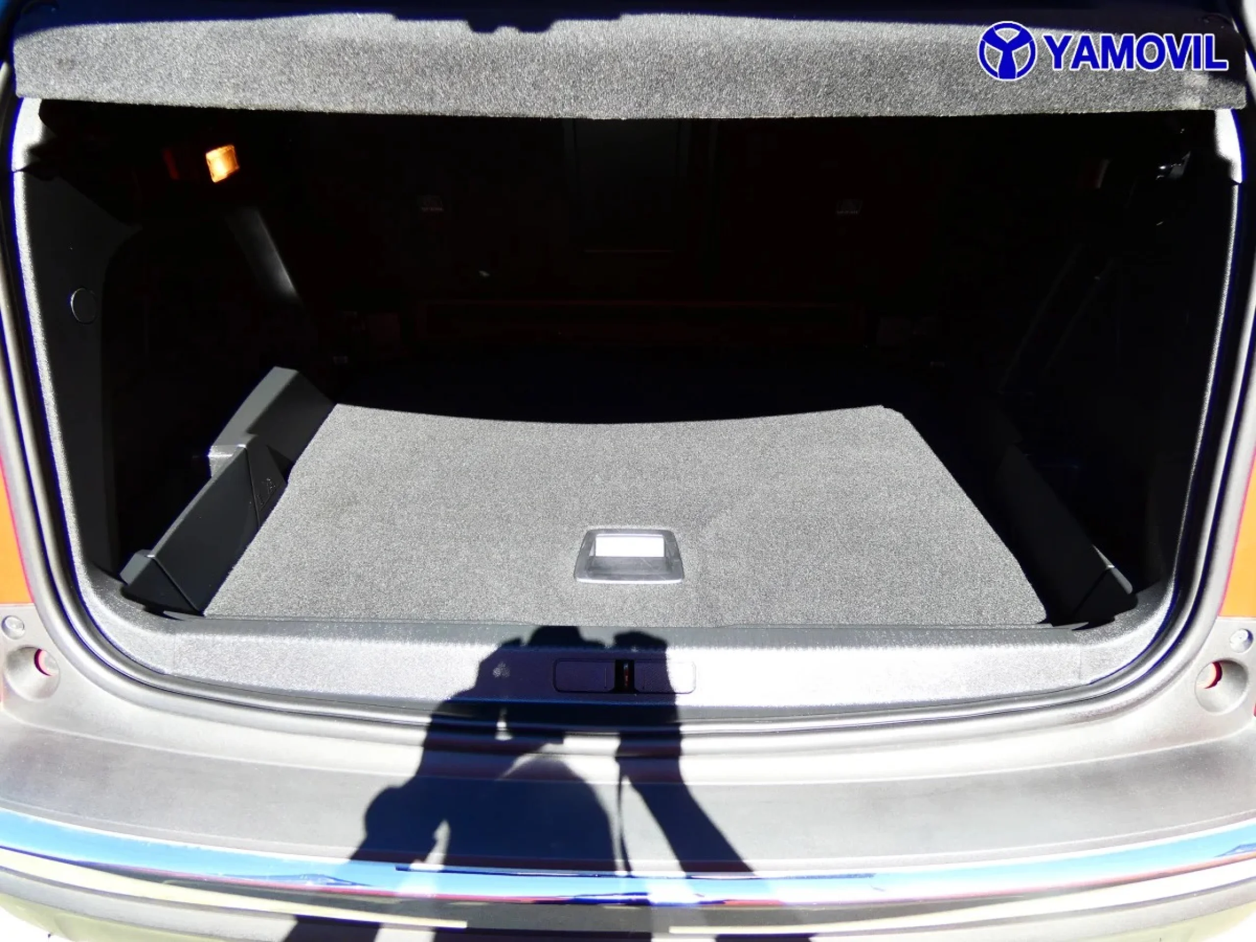 Peugeot 3008 SUV BlueHDi 130 SANDS Allure Pack 96 kW (130 CV) - Foto 7