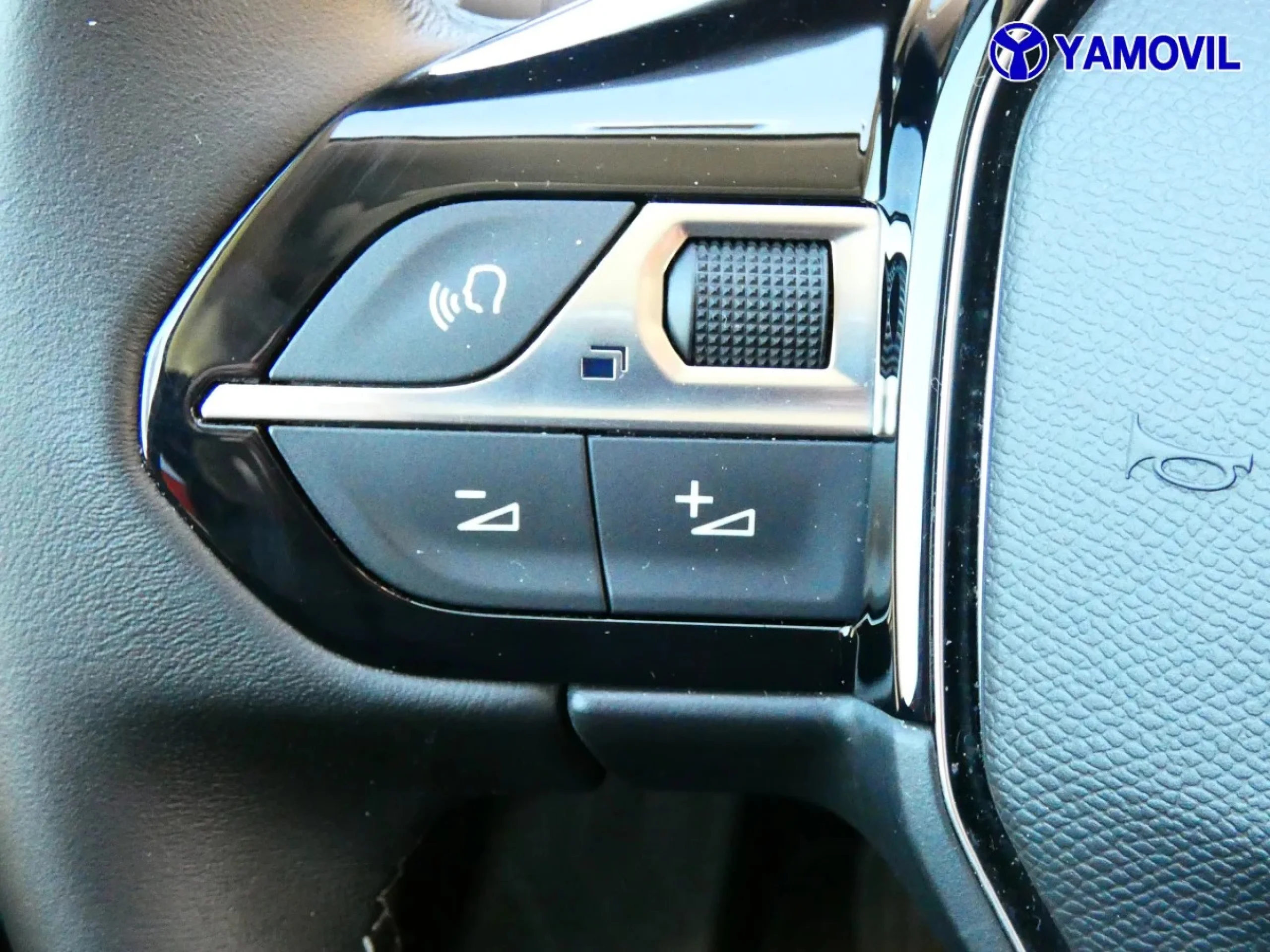 Peugeot 3008 SUV BlueHDi 130 SANDS Allure Pack 96 kW (130 CV) - Foto 27