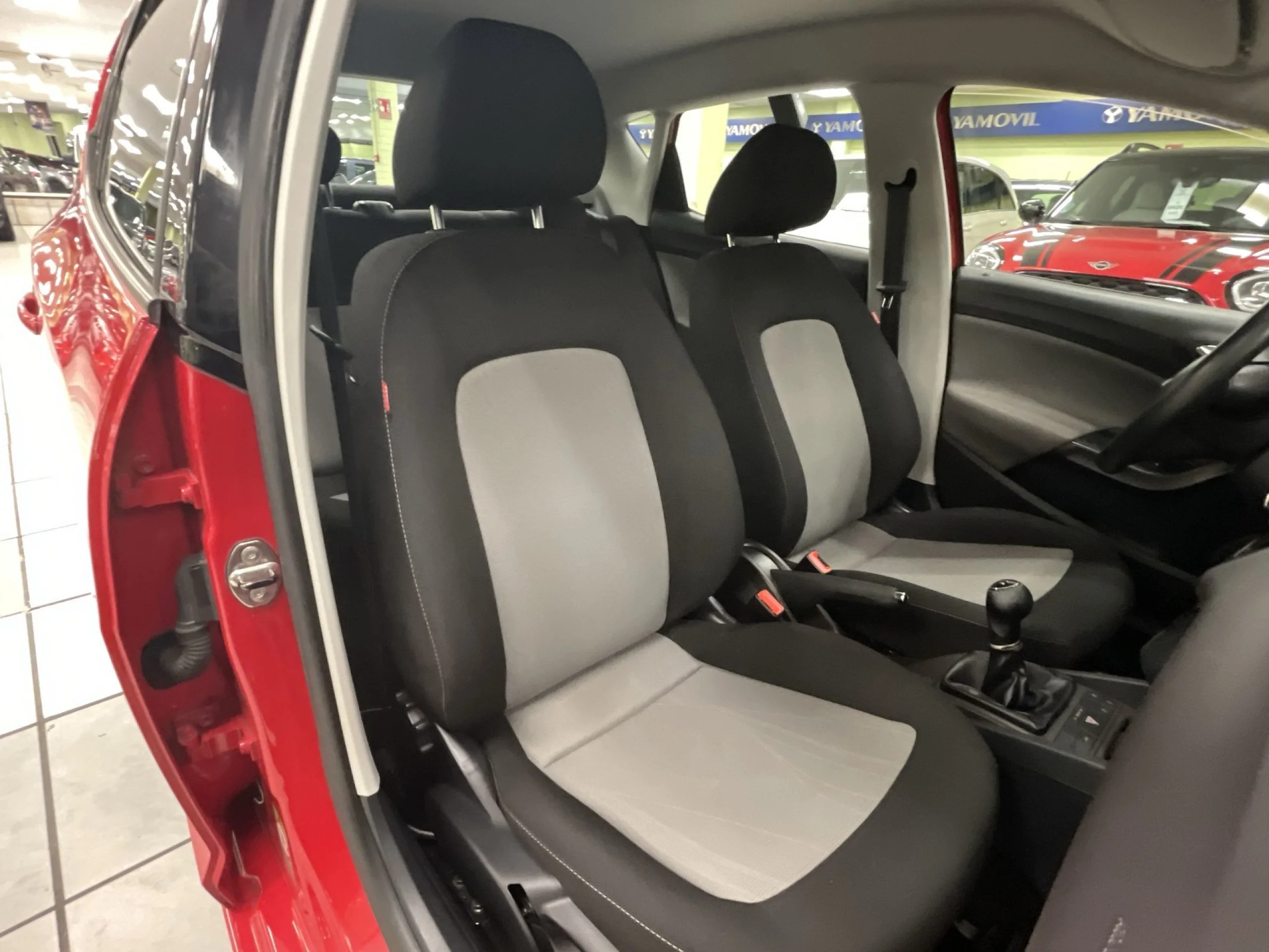 Seat Ibiza 1.6 TDI Style 66 kW (90 CV) - Foto 18