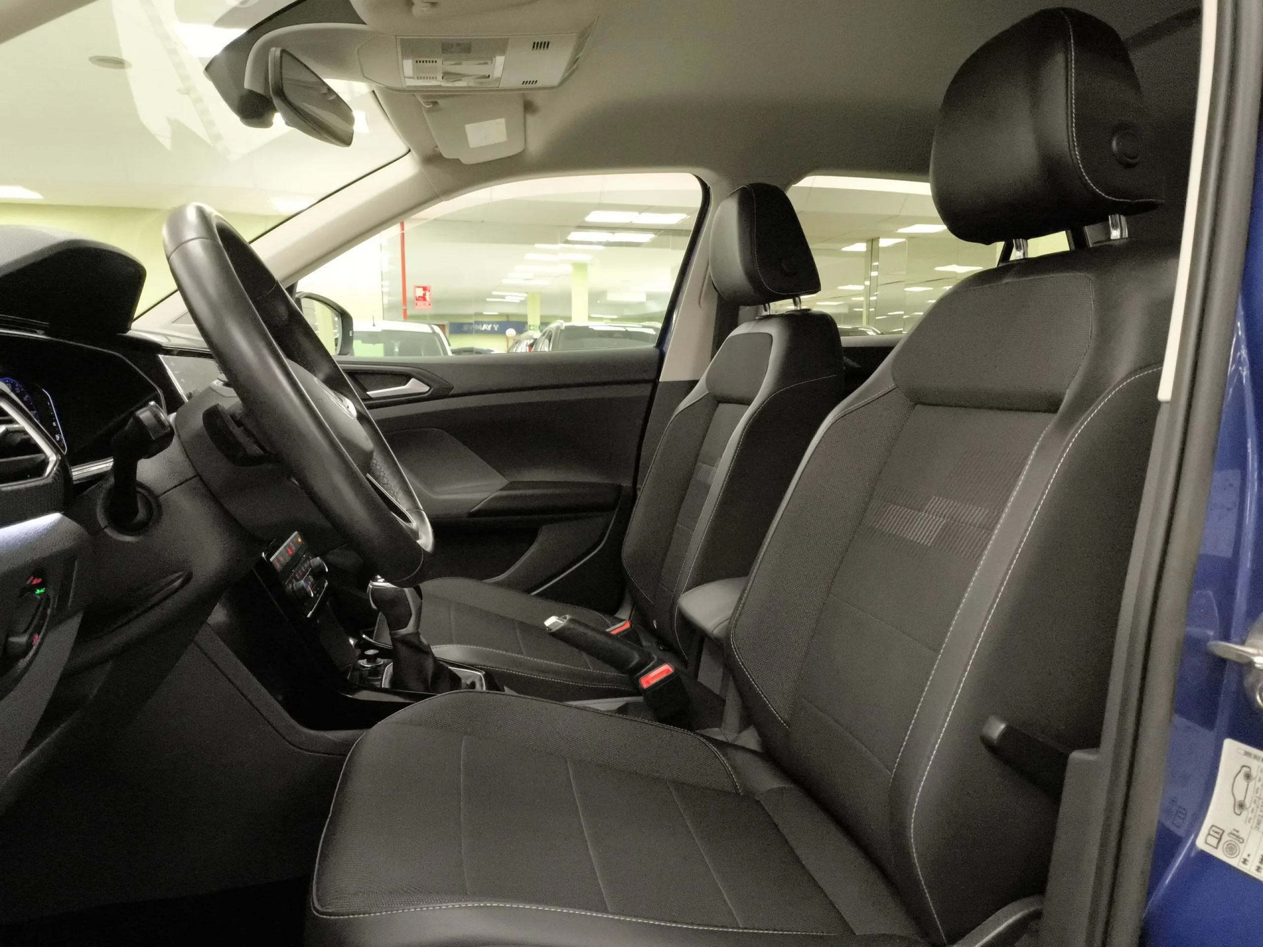 Volkswagen T-Cross Sport 1.0 TSI 81 kW (110 CV) DSG - Foto 8