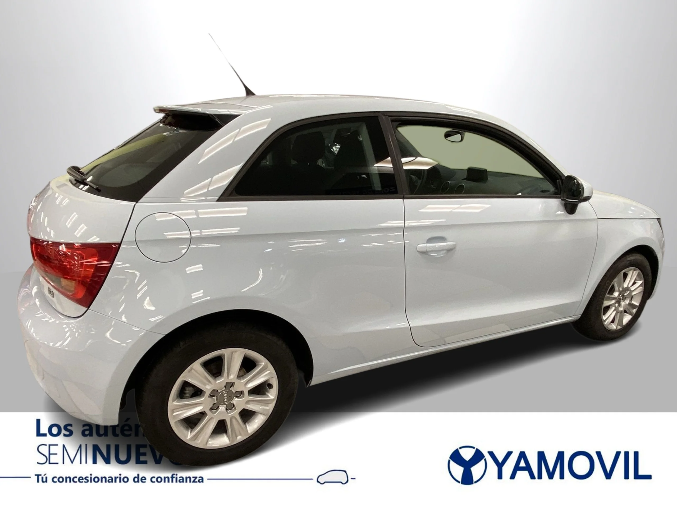 Audi A1 Attraction 1.6 TDI 77 kW (105 CV) - Foto 6