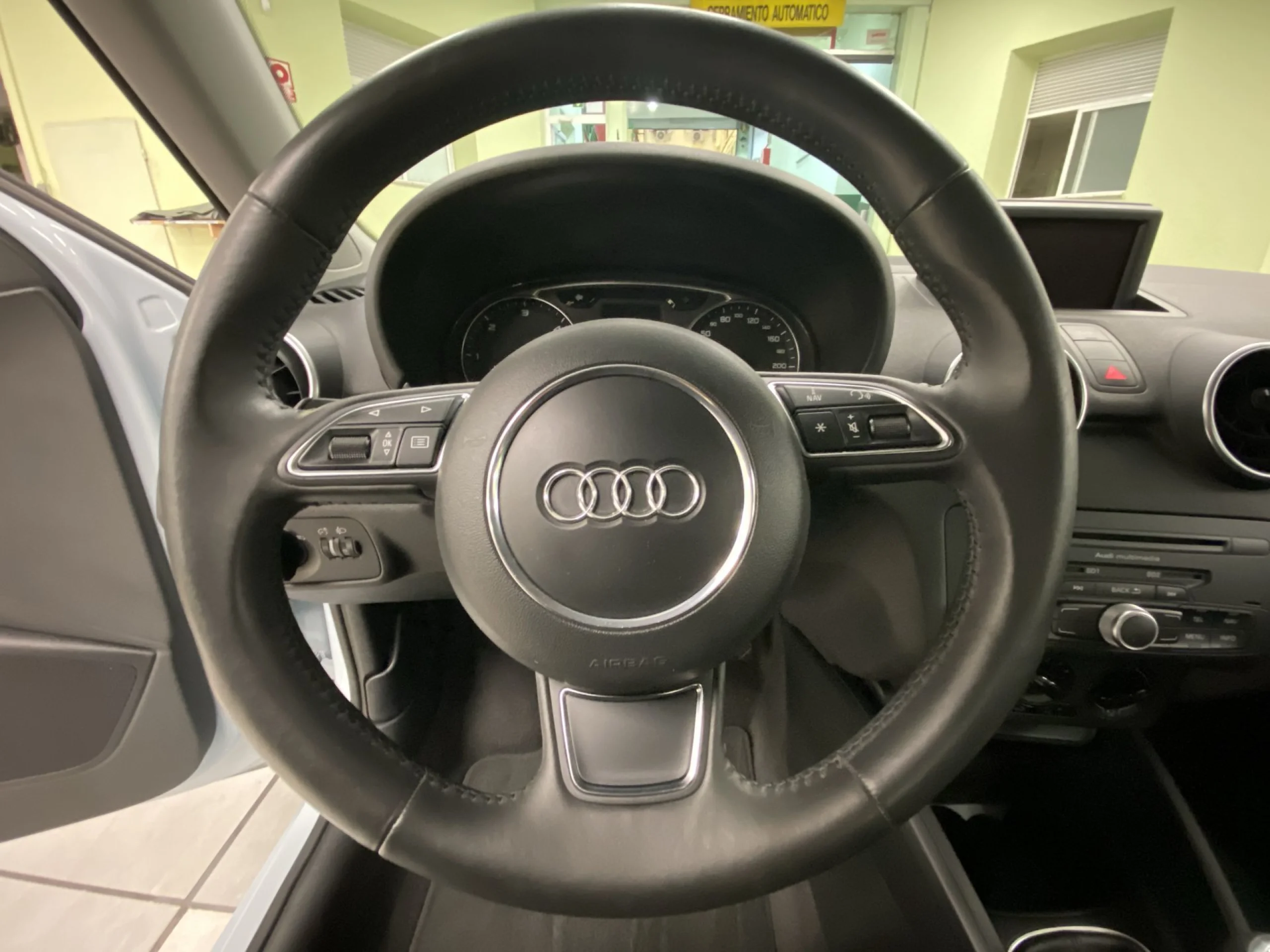 Audi A1 Attraction 1.6 TDI 77 kW (105 CV) - Foto 11