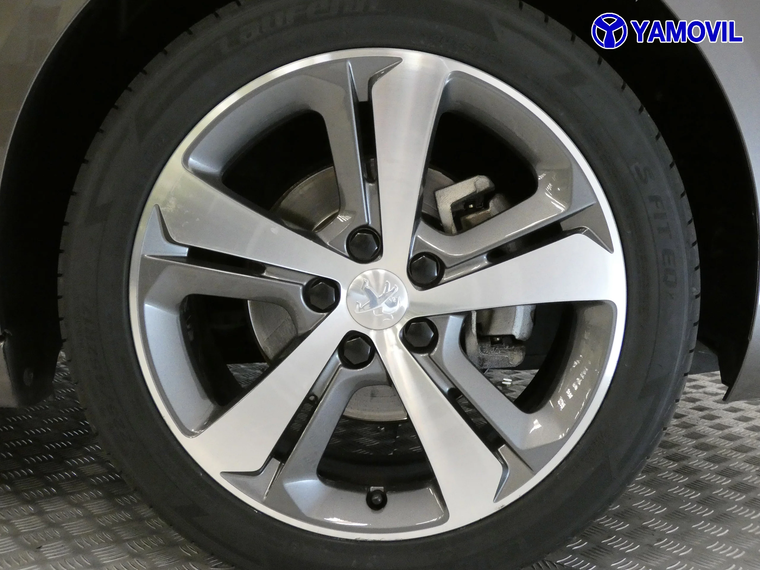 Peugeot 308 1.2 PURETECH ALLRUE 5P - Foto 12