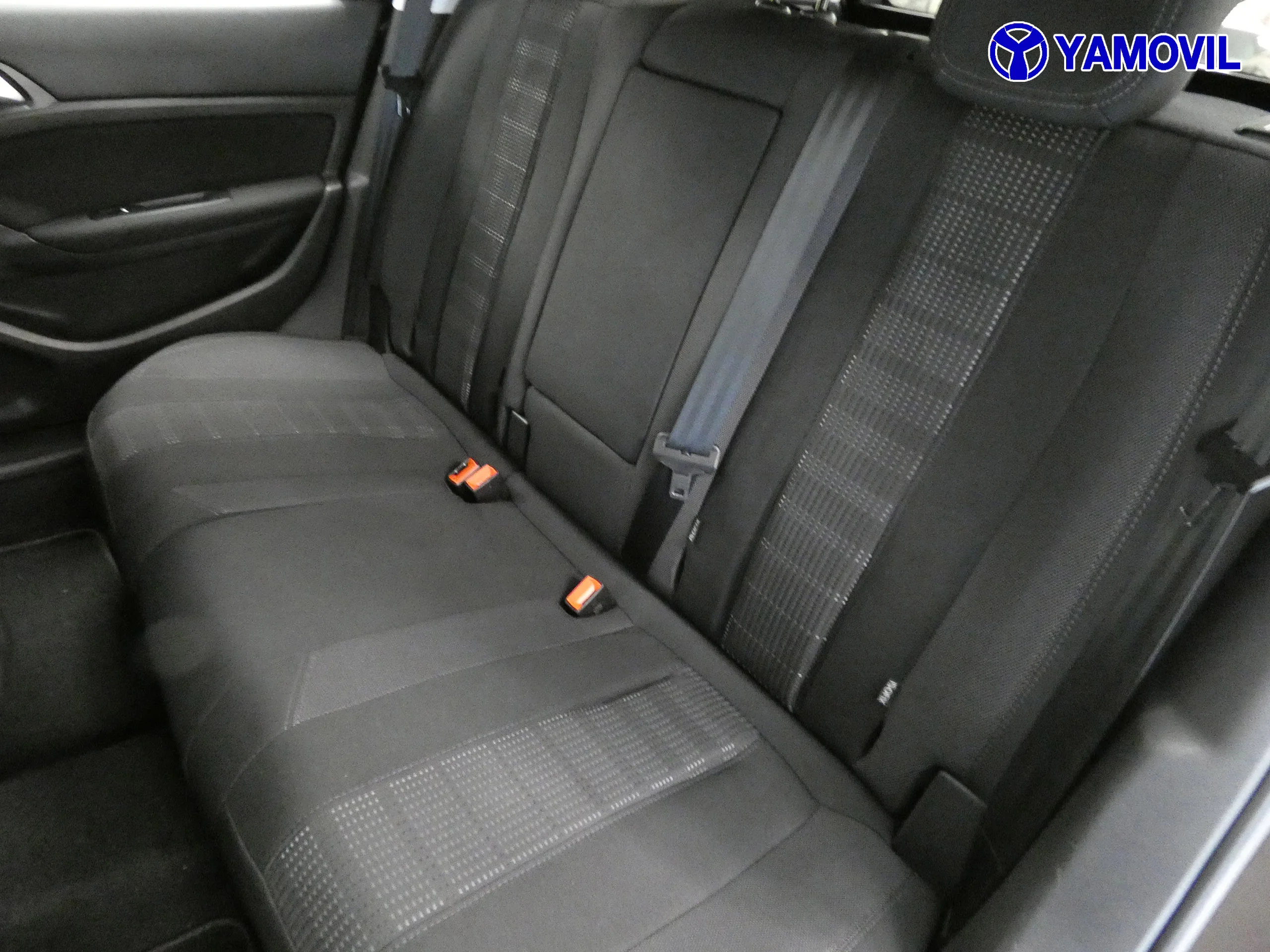Peugeot 308 1.2 PURETECH ALLRUE 5P - Foto 14