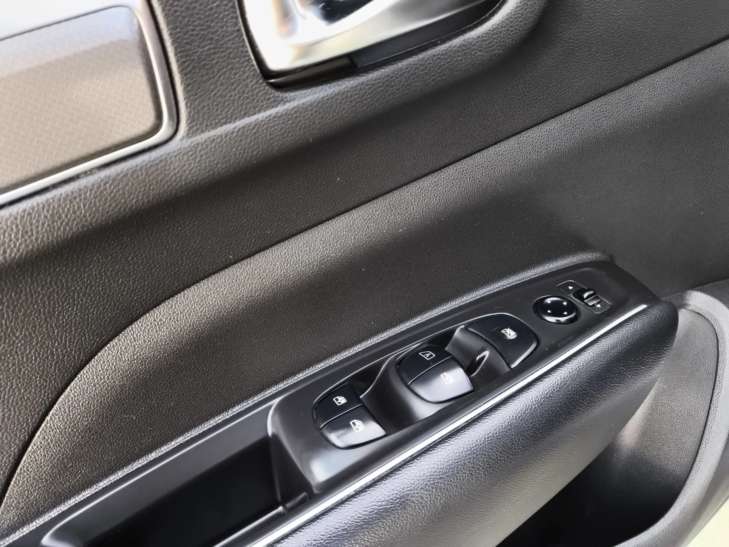 Renault Koleos dCi 130 Zen 96 kW (130 CV) - Foto 10