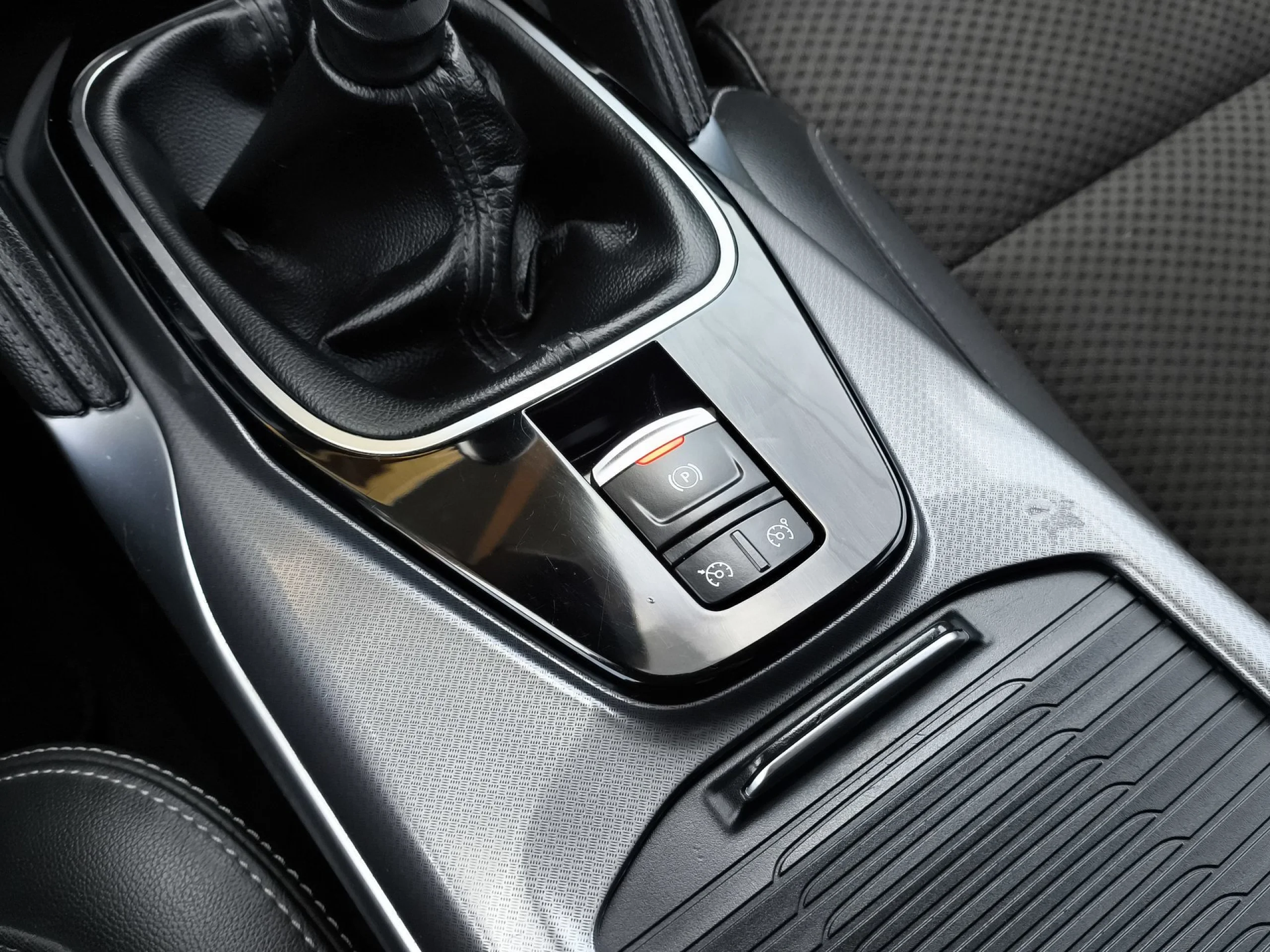 Renault Koleos dCi 130 Zen 96 kW (130 CV) - Foto 12