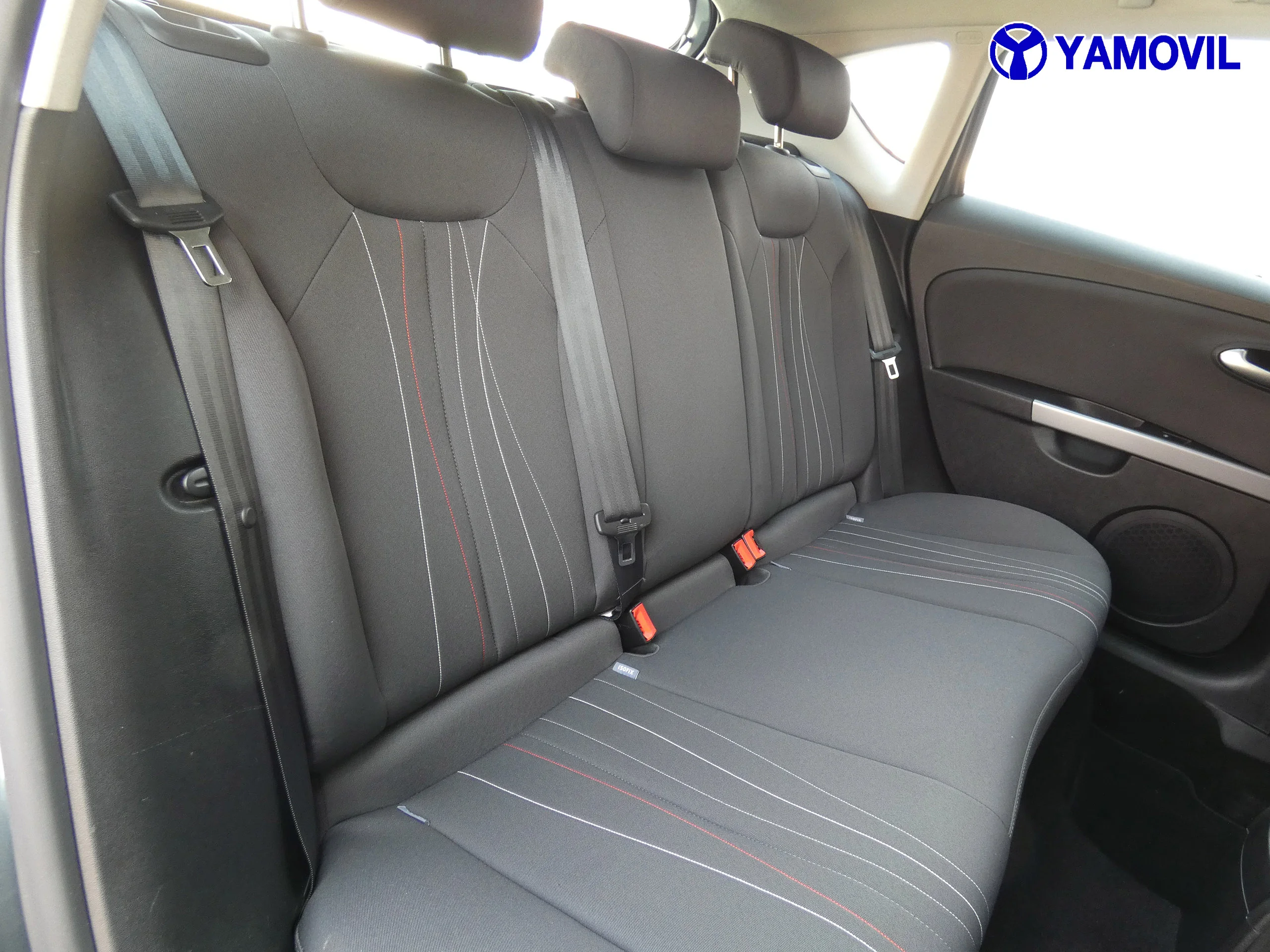 Seat Leon 1.6 TDI STYLE COPA 5P - Foto 16