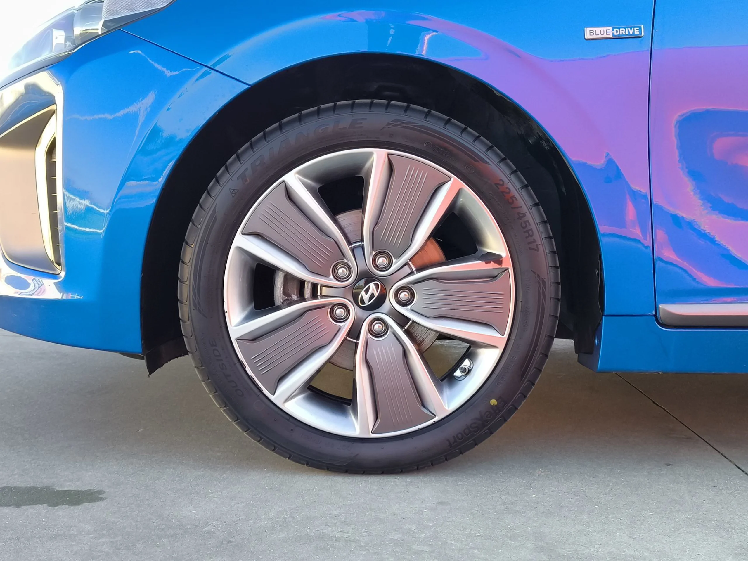 Hyundai IONIQ 1.6 GDI HEV Tecno DCT 104 kW (141 CV) - Foto 7