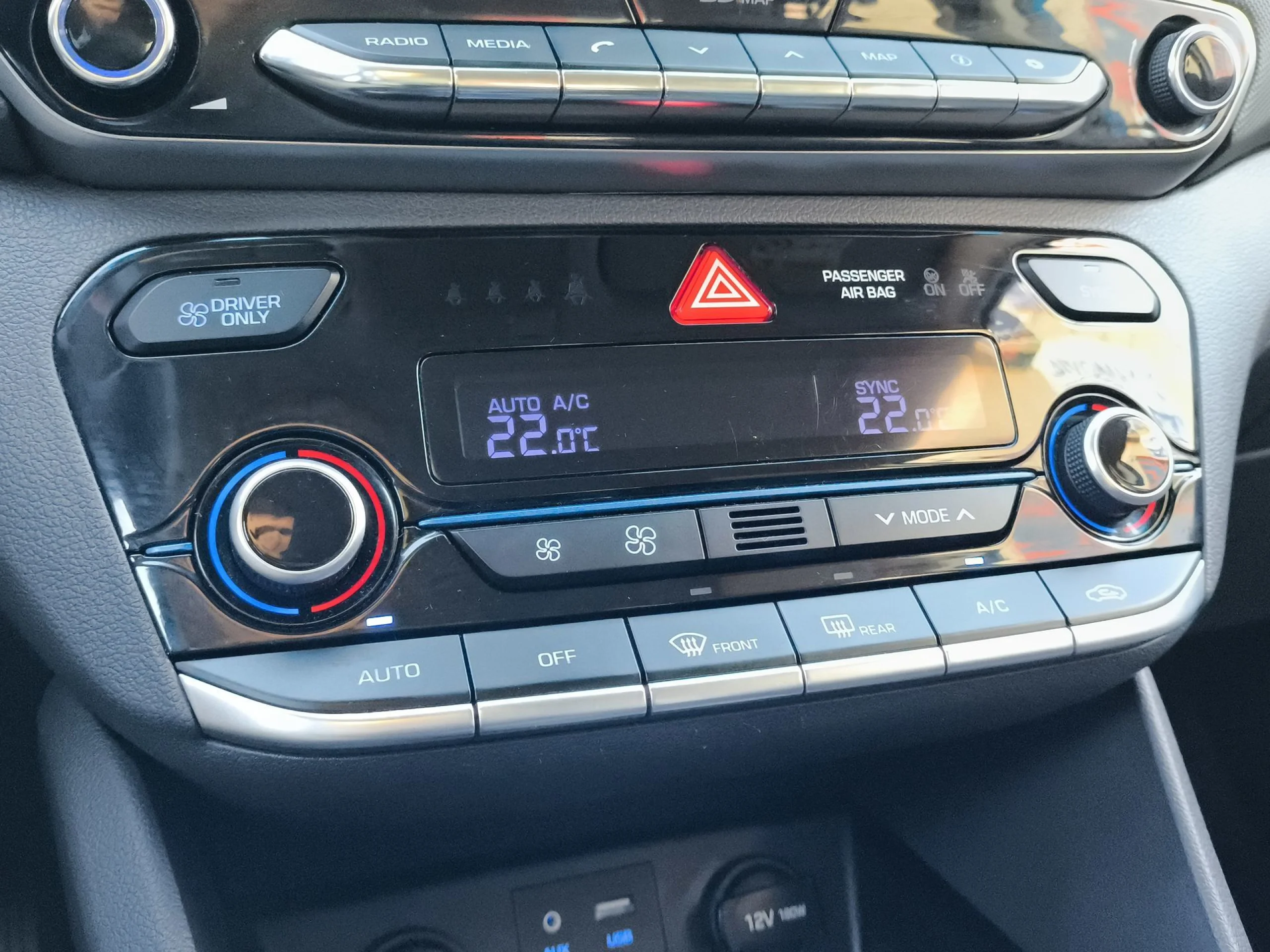 Hyundai IONIQ 1.6 GDI HEV Tecno DCT 104 kW (141 CV) - Foto 16
